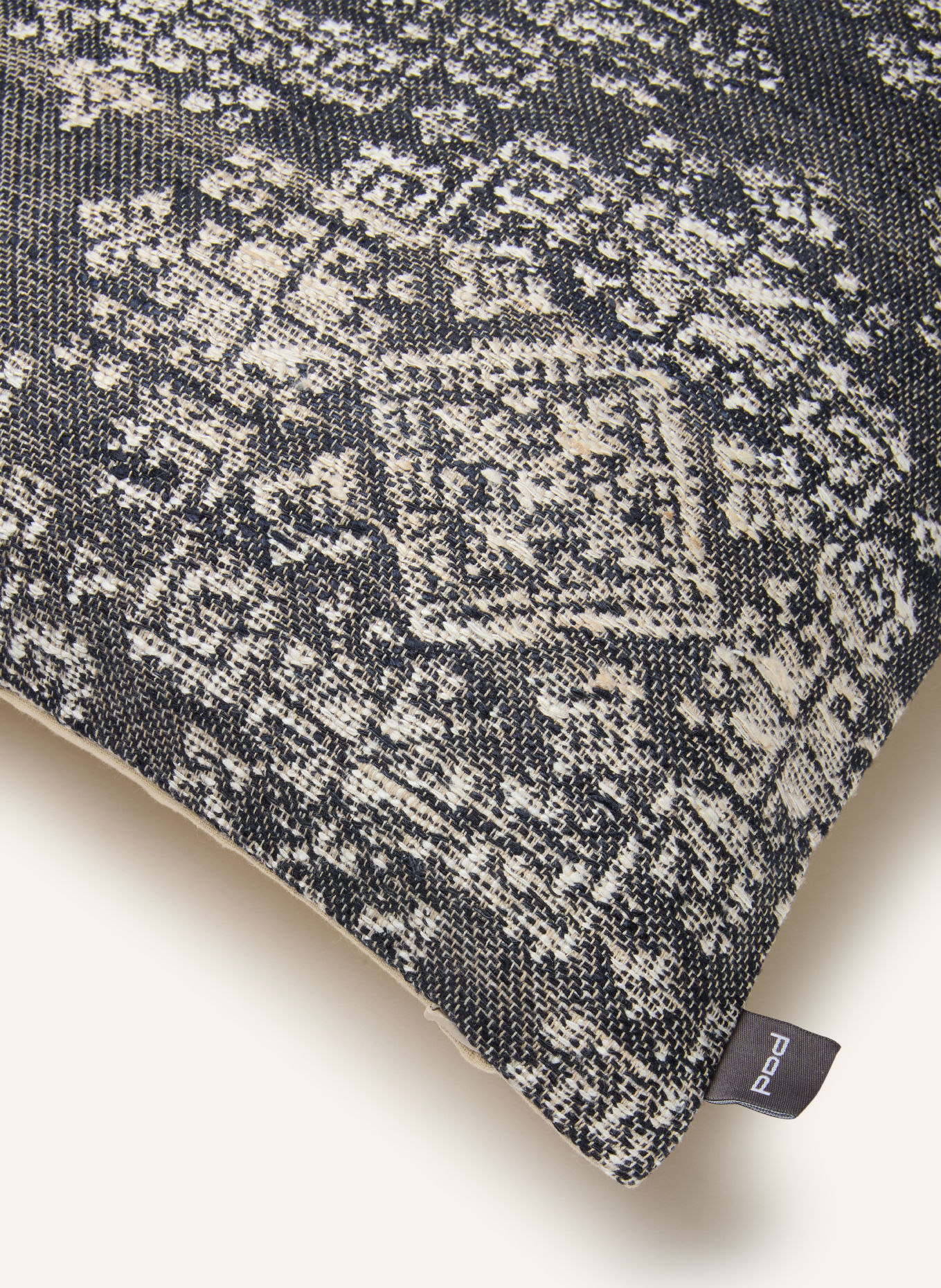 PAD ROOT Decorative Cushion Cover with Silk: DARK GRAY / BEIGE / CREAM
