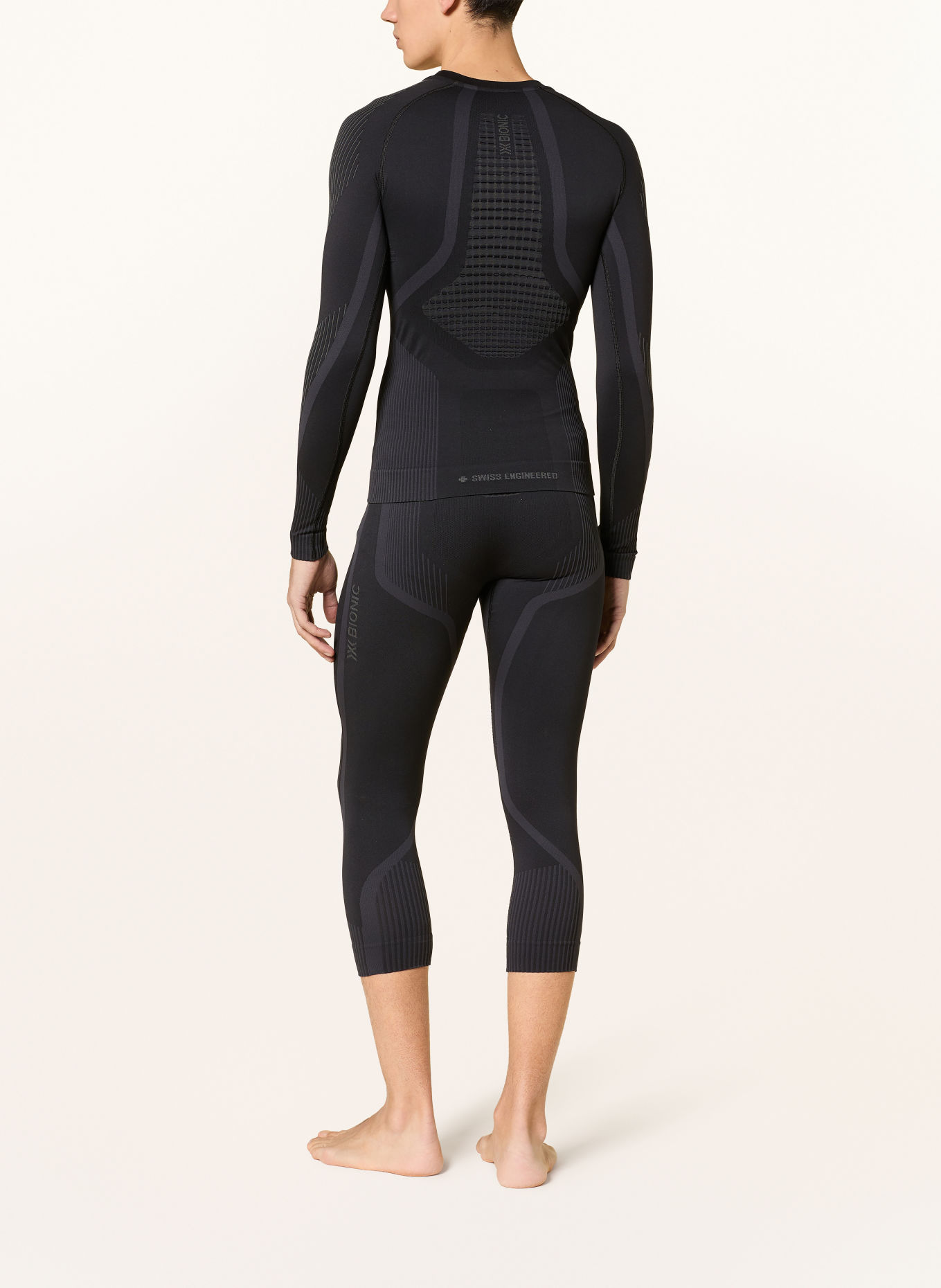 X-BIONIC Collant technique INVENT à jambes raccourcies: NOIR