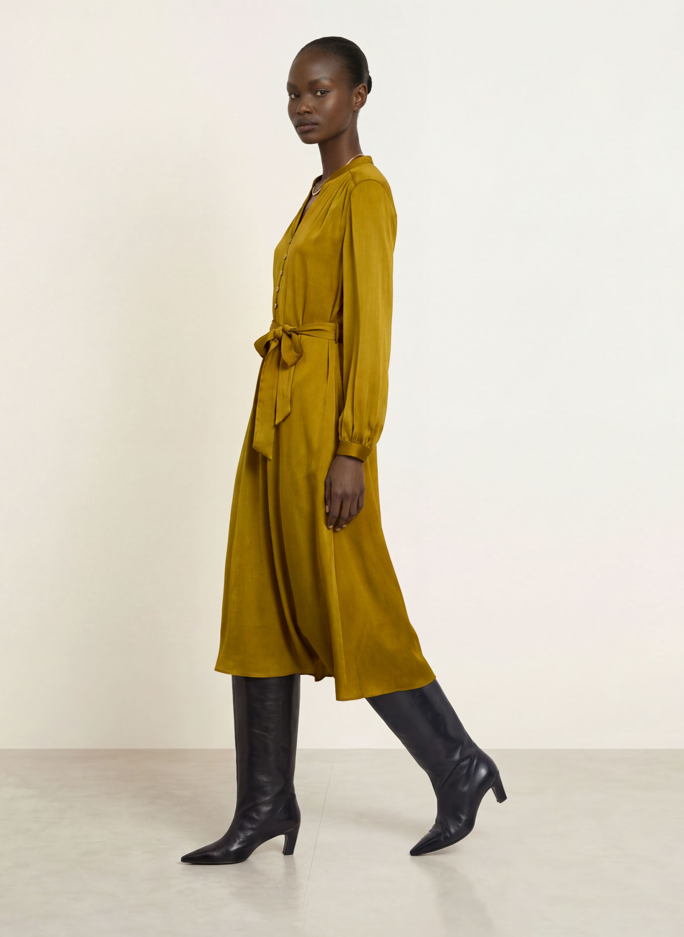 HOBBS Kjole KATIA: KHAKI