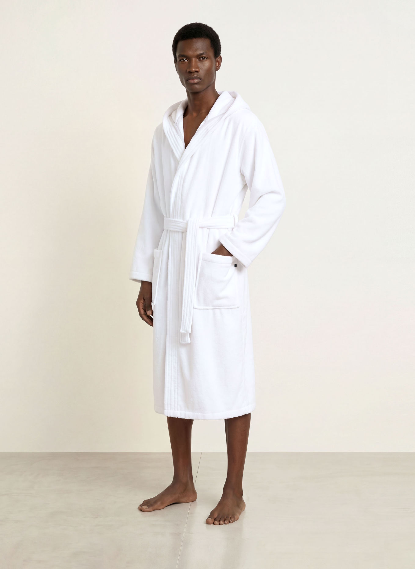 Cawö Men's WTH Hooded Bathrobe: WHITE