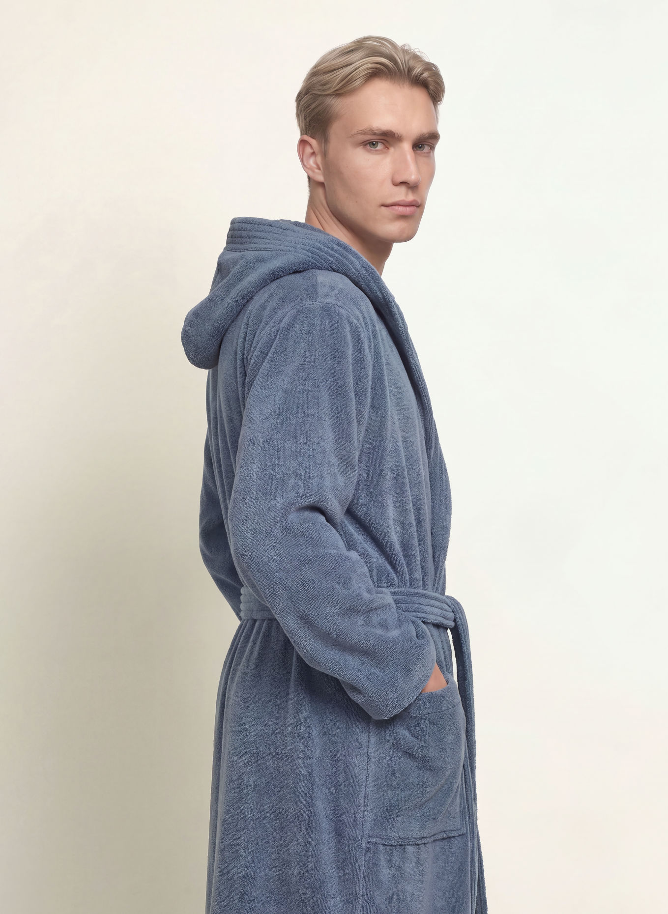 Cawö Men's WTH Hooded Bathrobe: BLUE GRAY