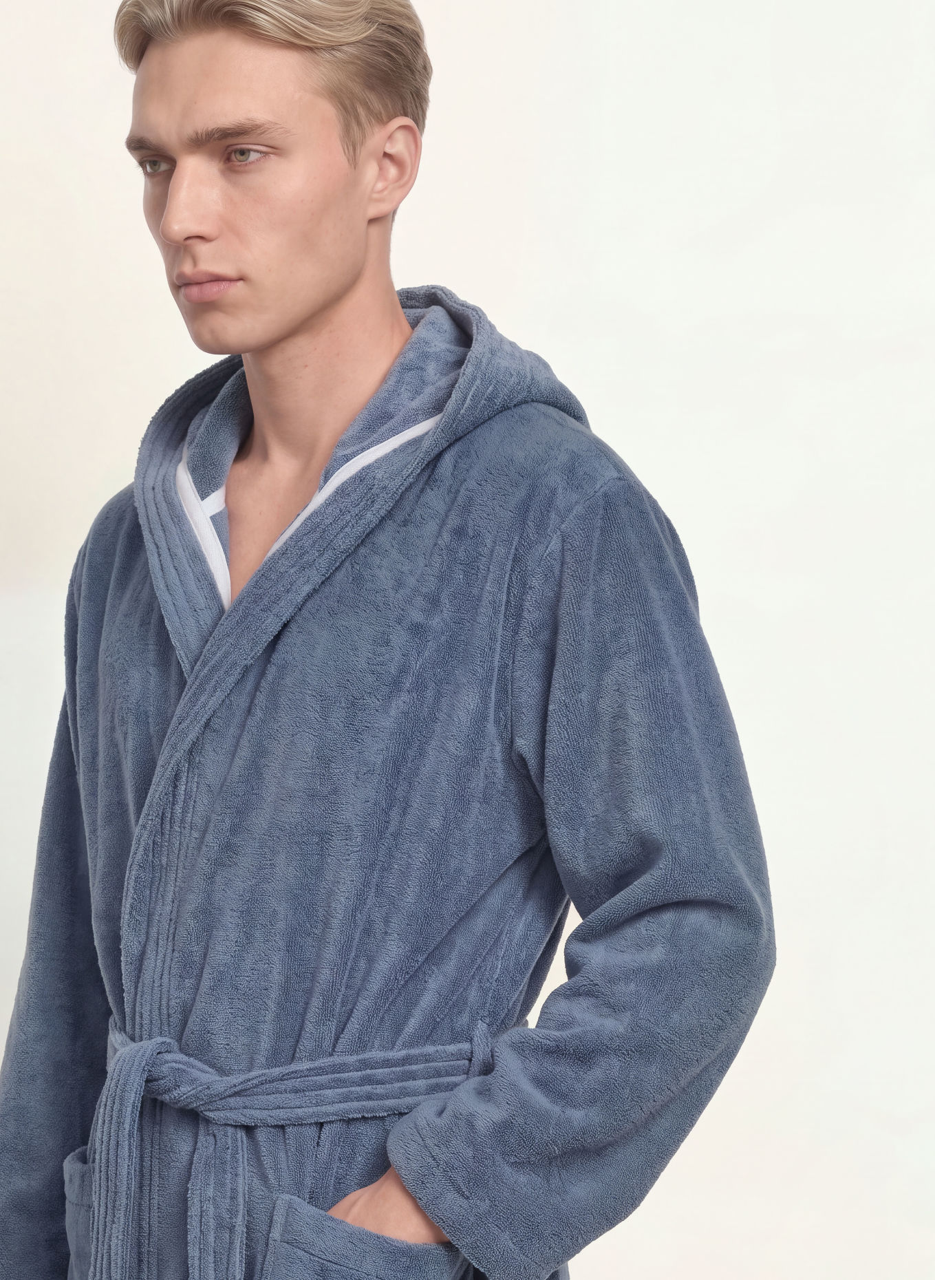 Cawö Men's WTH Hooded Bathrobe: BLUE GRAY