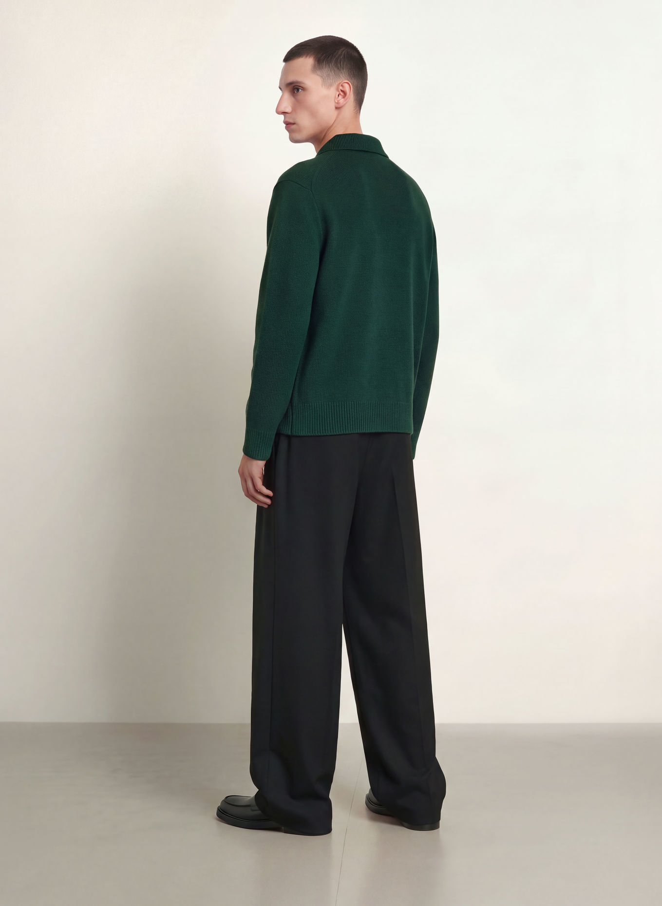 ARKET Regular-Fit Trousers: BLACK