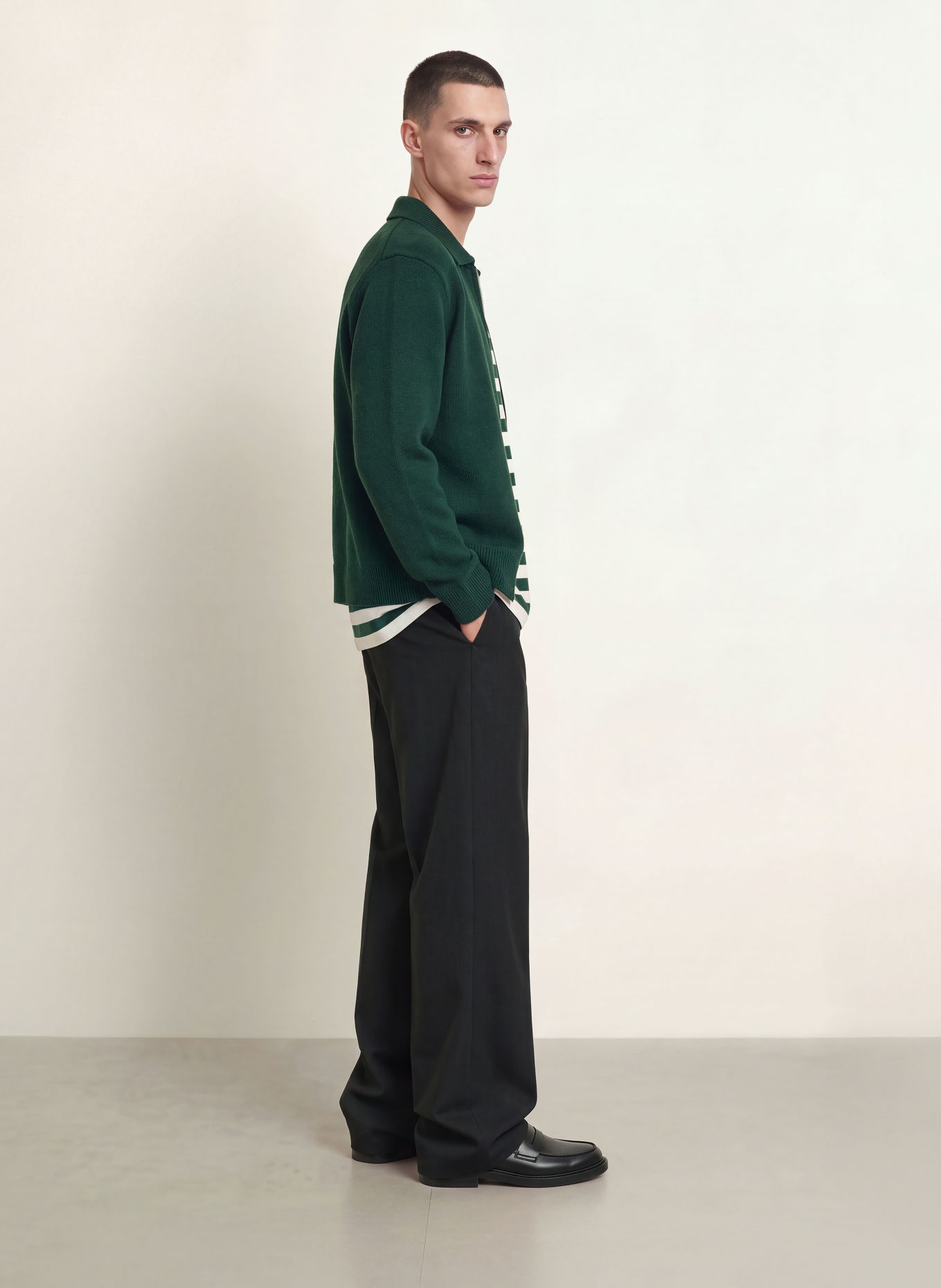 ARKET Regular-Fit Trousers: BLACK