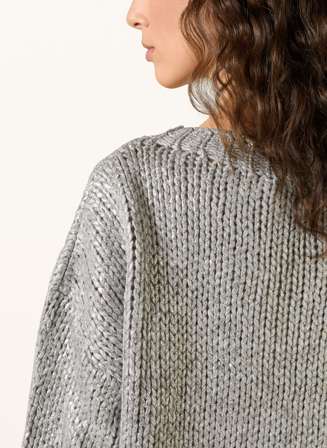 Rich & Royal Sweater: SILVER