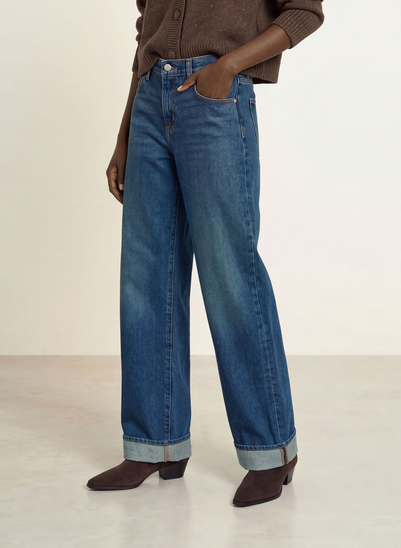 FRAME Wide Leg Jeans THE CUFFED LOW BOW: VOLL VOLT