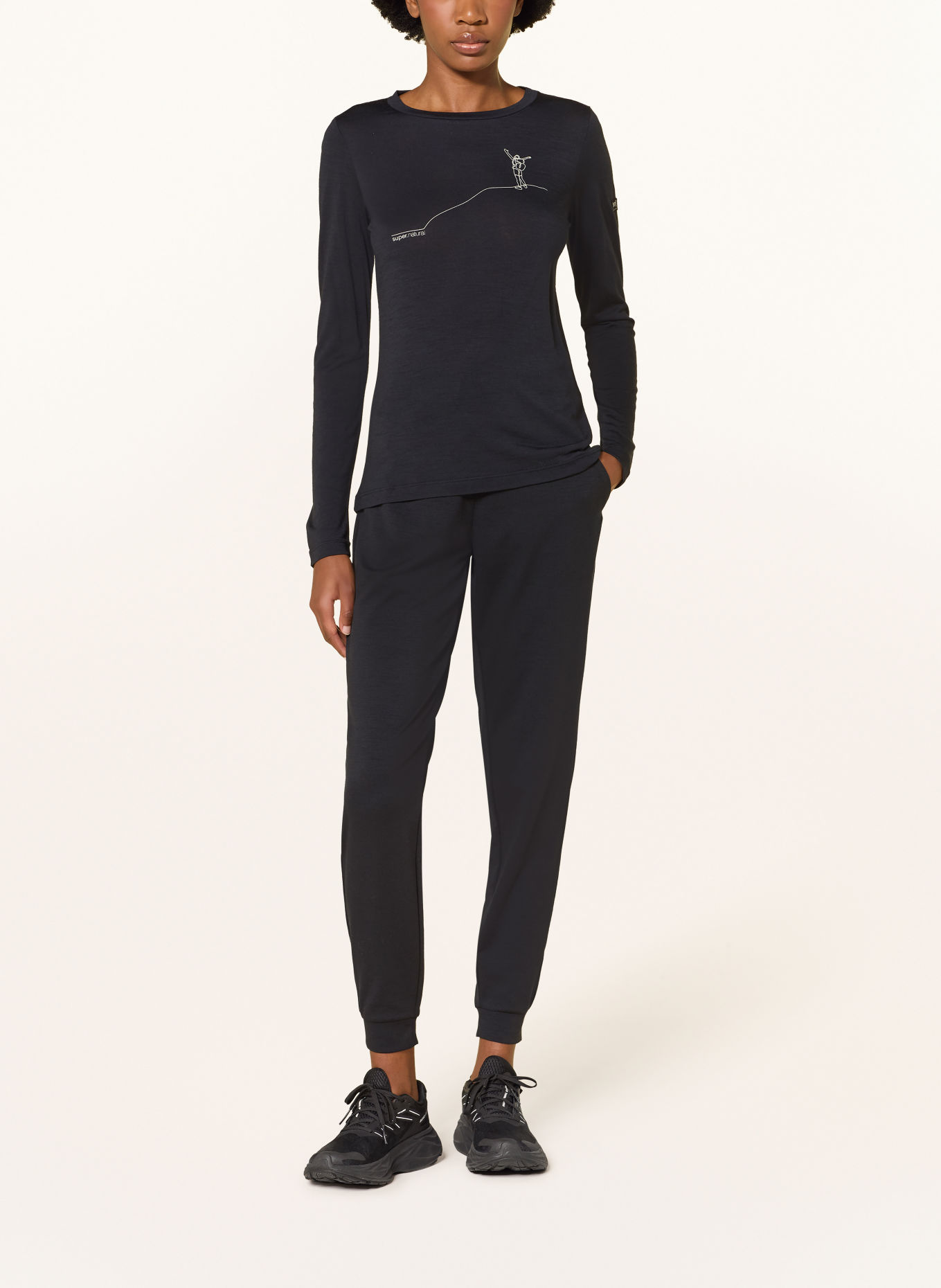 super.natural BERGGLÜCK Functional shirt: BLACK