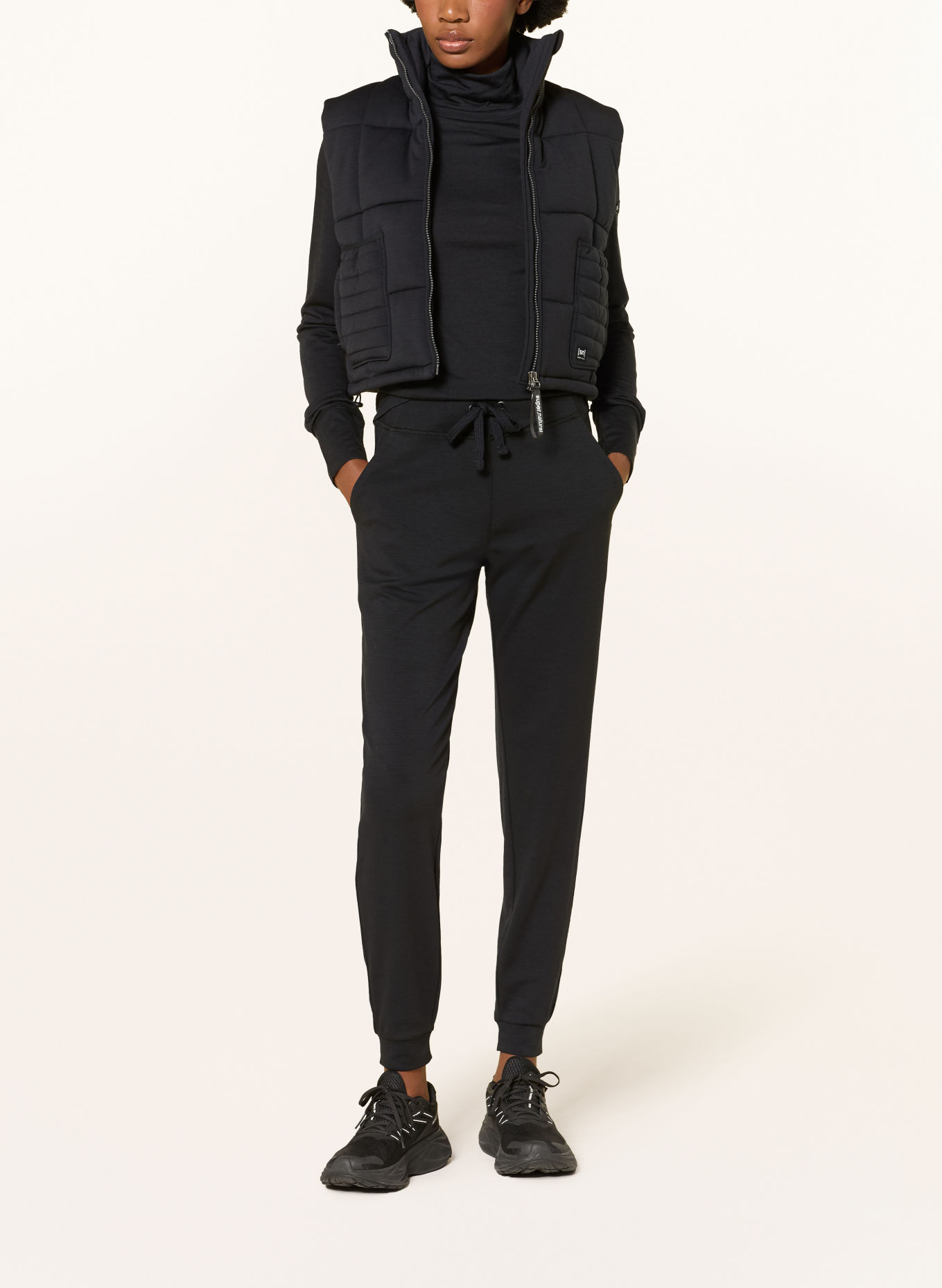super.natural Pantalon en molleton YOBO: NOIR