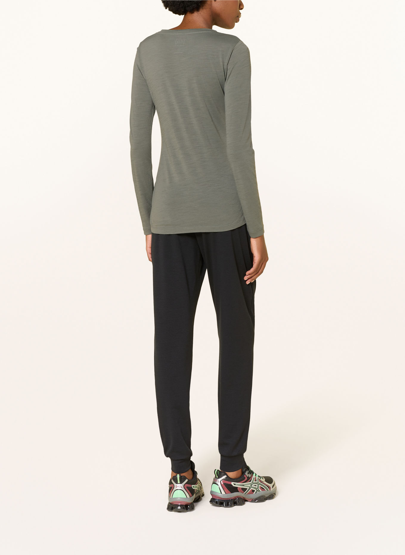 super.natural Longsleeve SKI JUMP: DONKERGRIJS