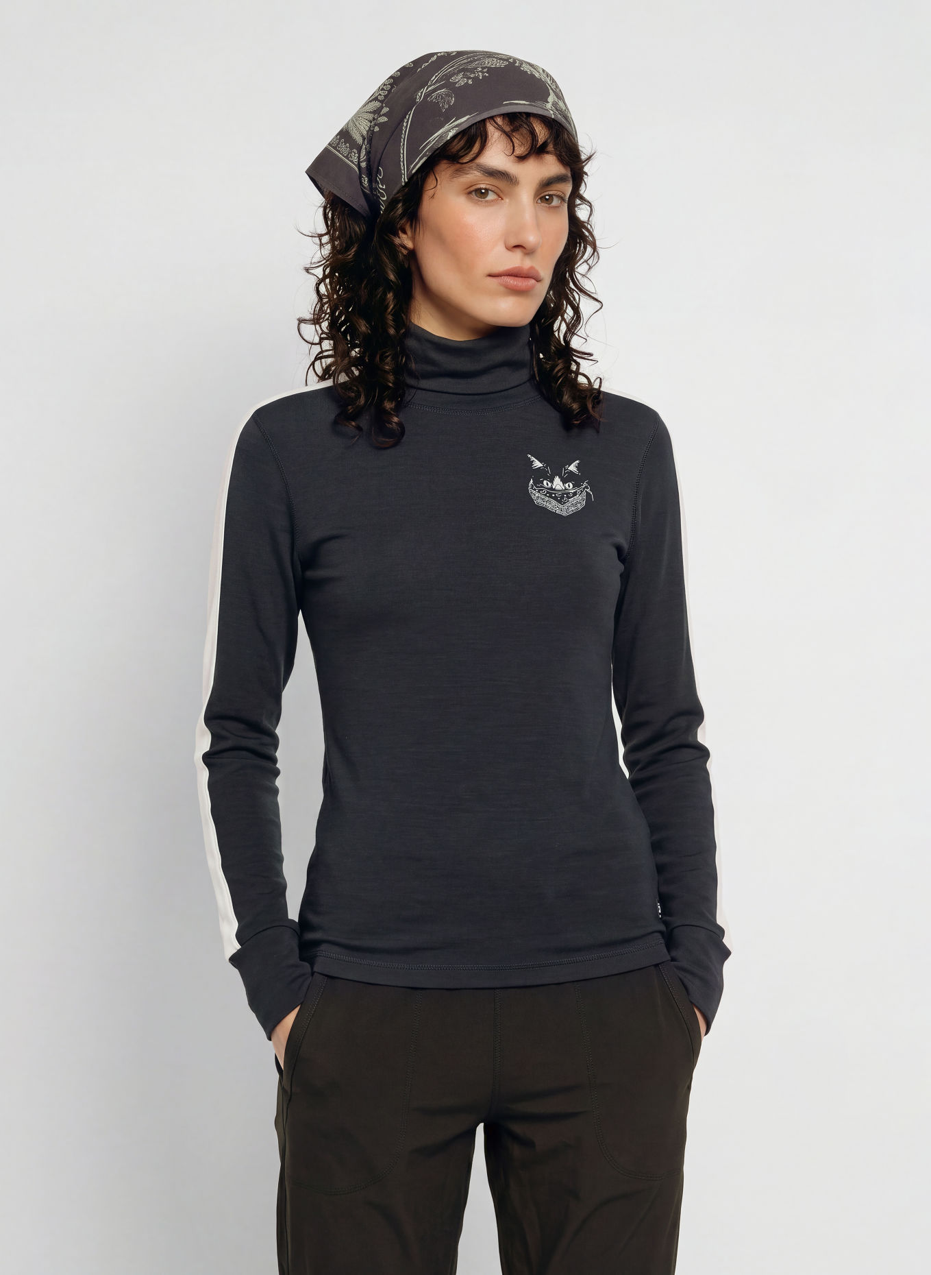 super.natural BANDITO CAT functional shirt with merino wool: BLACK / WHITE