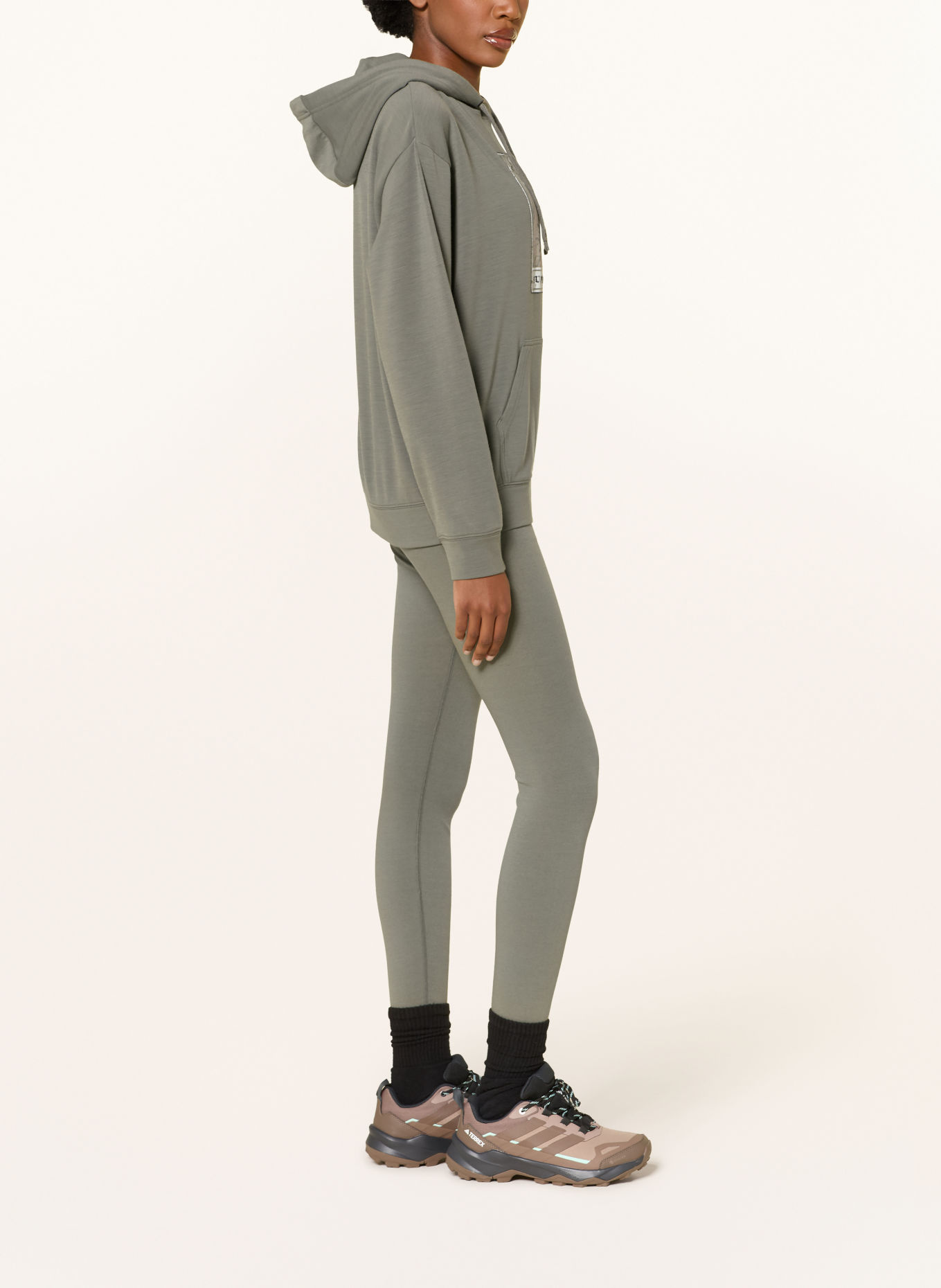 super.natural SNOWDROPS Hoodie with Merino Wool: KHAKI / BEIGE / ECRU