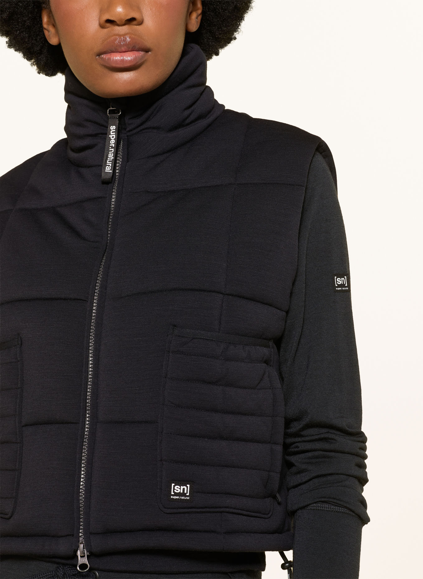 super.natural Gilet matelassé PUFFY: NOIR
