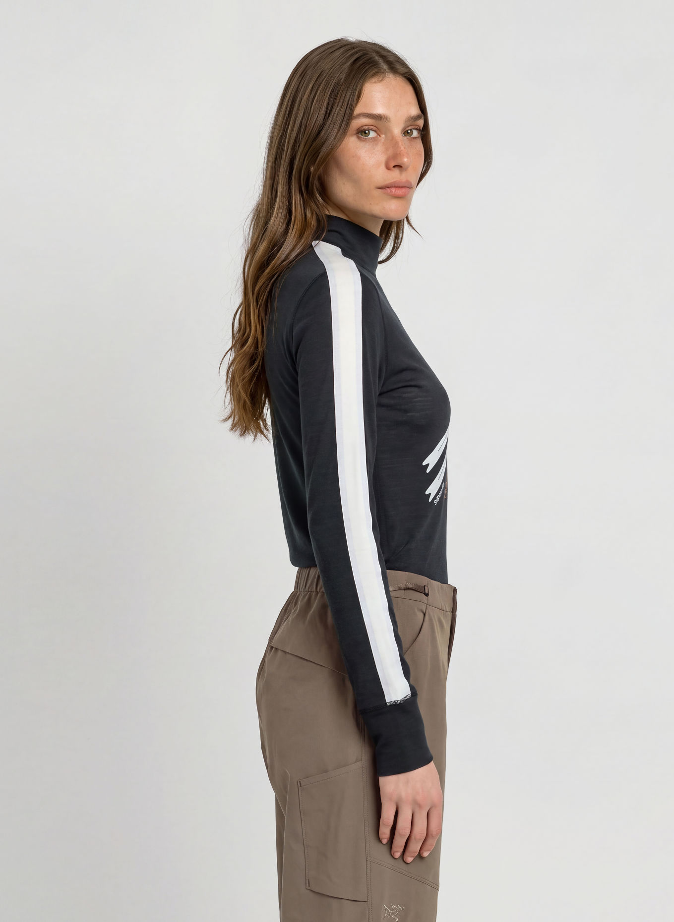 super.natural Funktionsshirt KRYSSEDE COL mit Merinowolle: SCHWARZ / ROSÉGOLD / WEISS