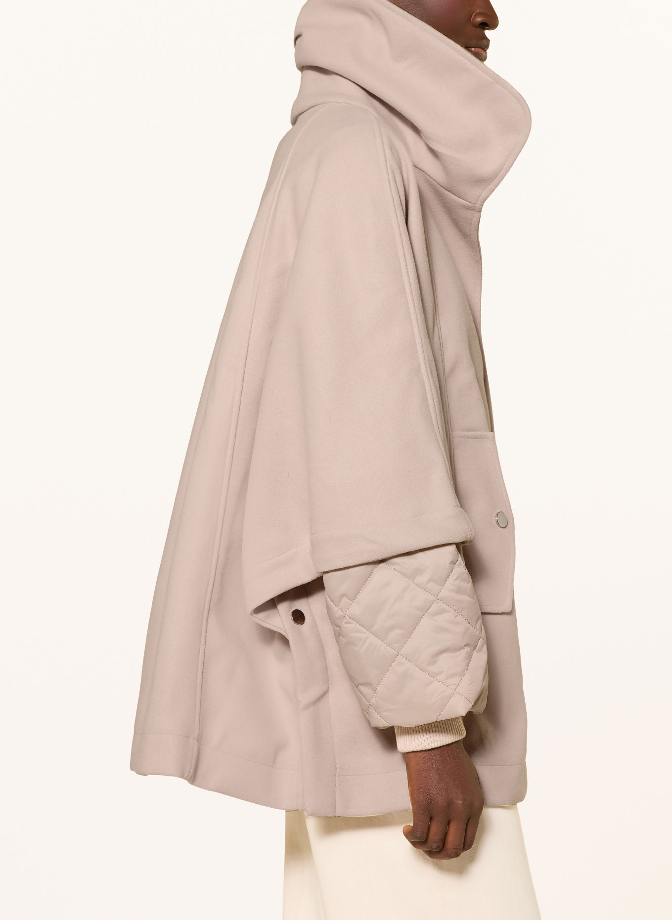 CARTOON Jacket: BEIGE