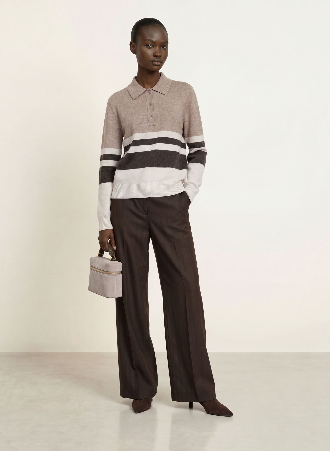REISS Gebreid poloshirt BRONTE: LICHTBRUIN / MARRON FONCÉ / WIT