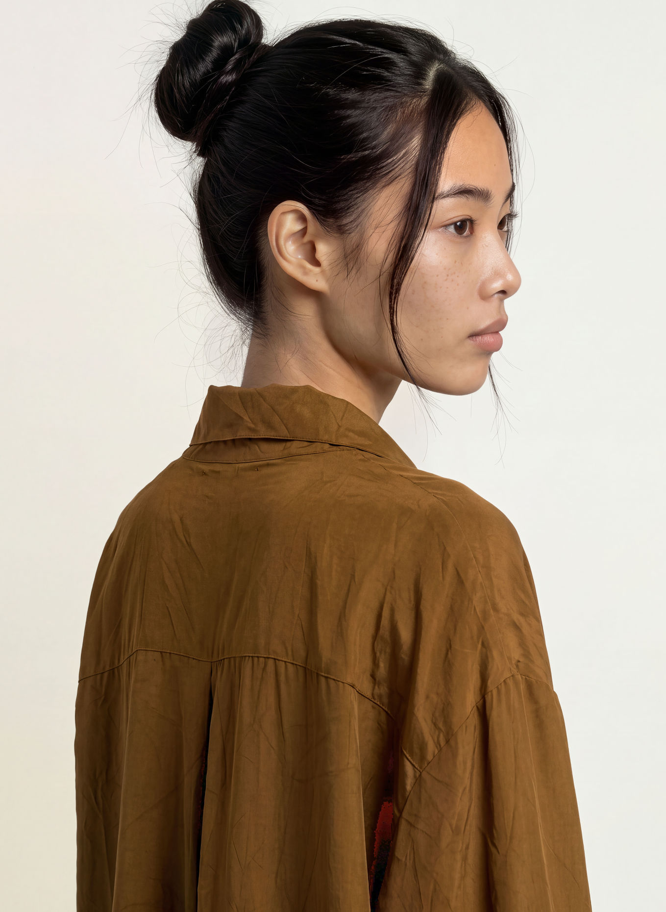 ELEH Oversized-knytblus: BRUN