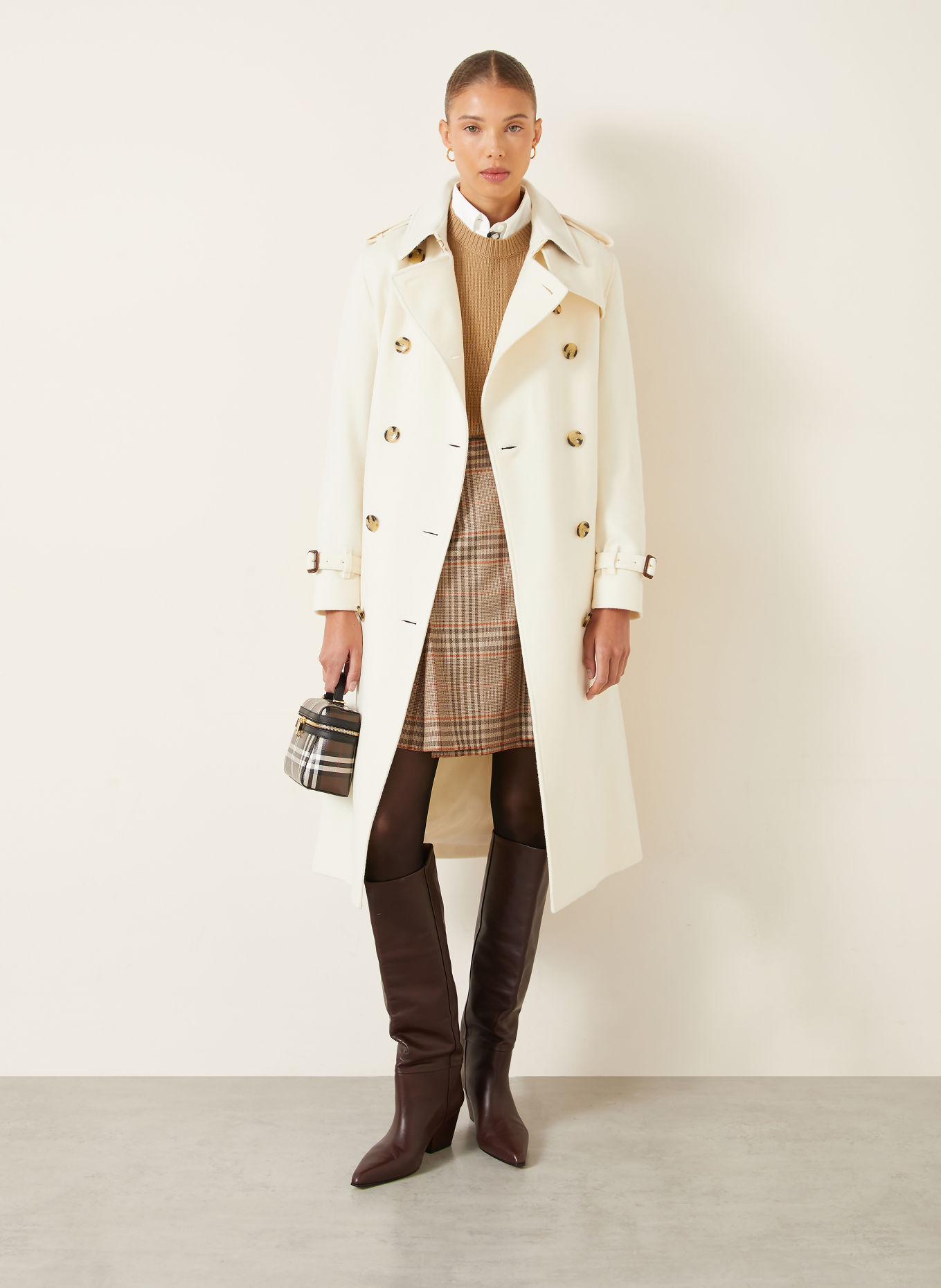 BURBERRY KENSINGTON Cashmere Trench coat: CREAM