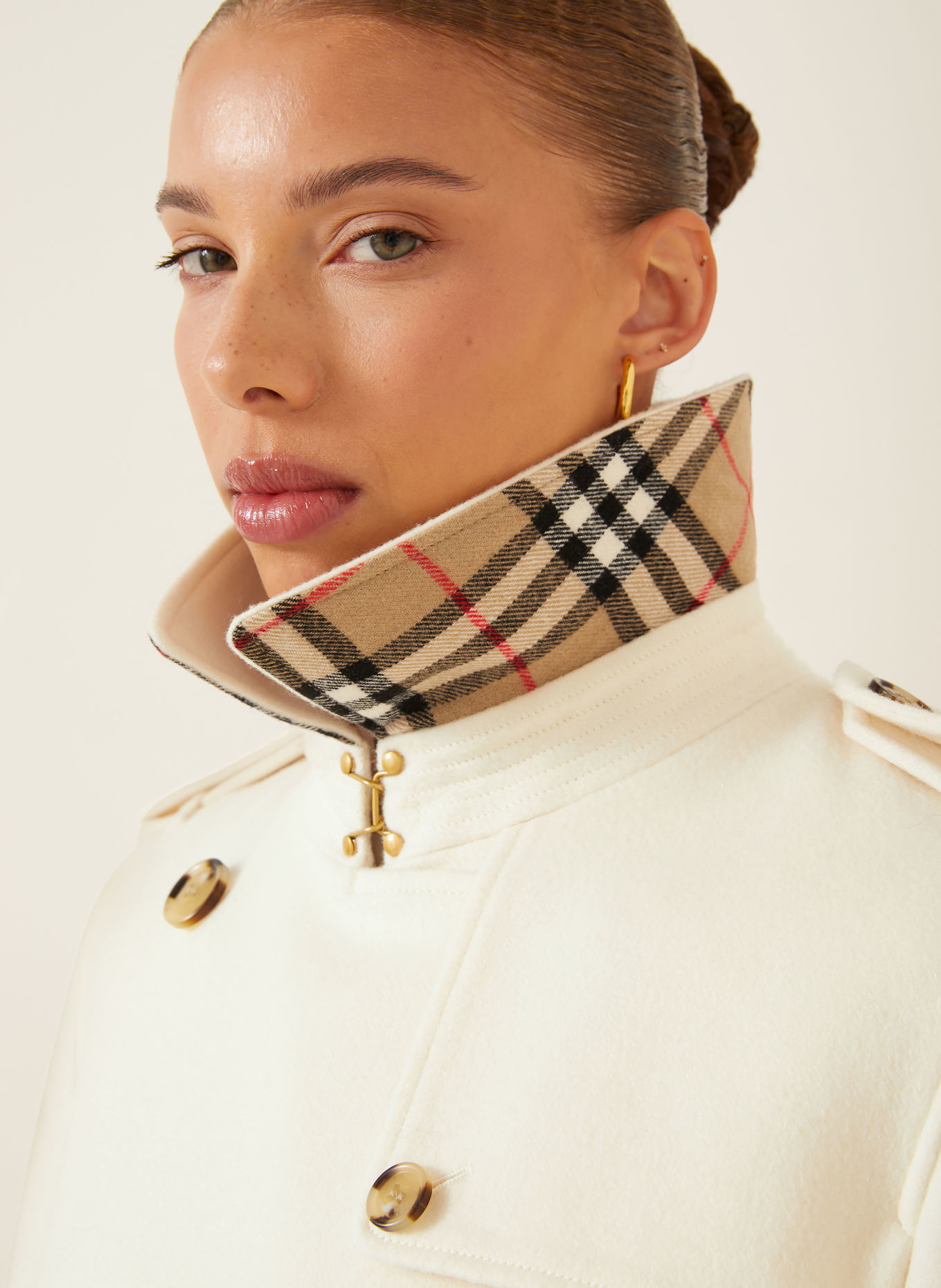 BURBERRY KENSINGTON Cashmere Trench coat: CREAM