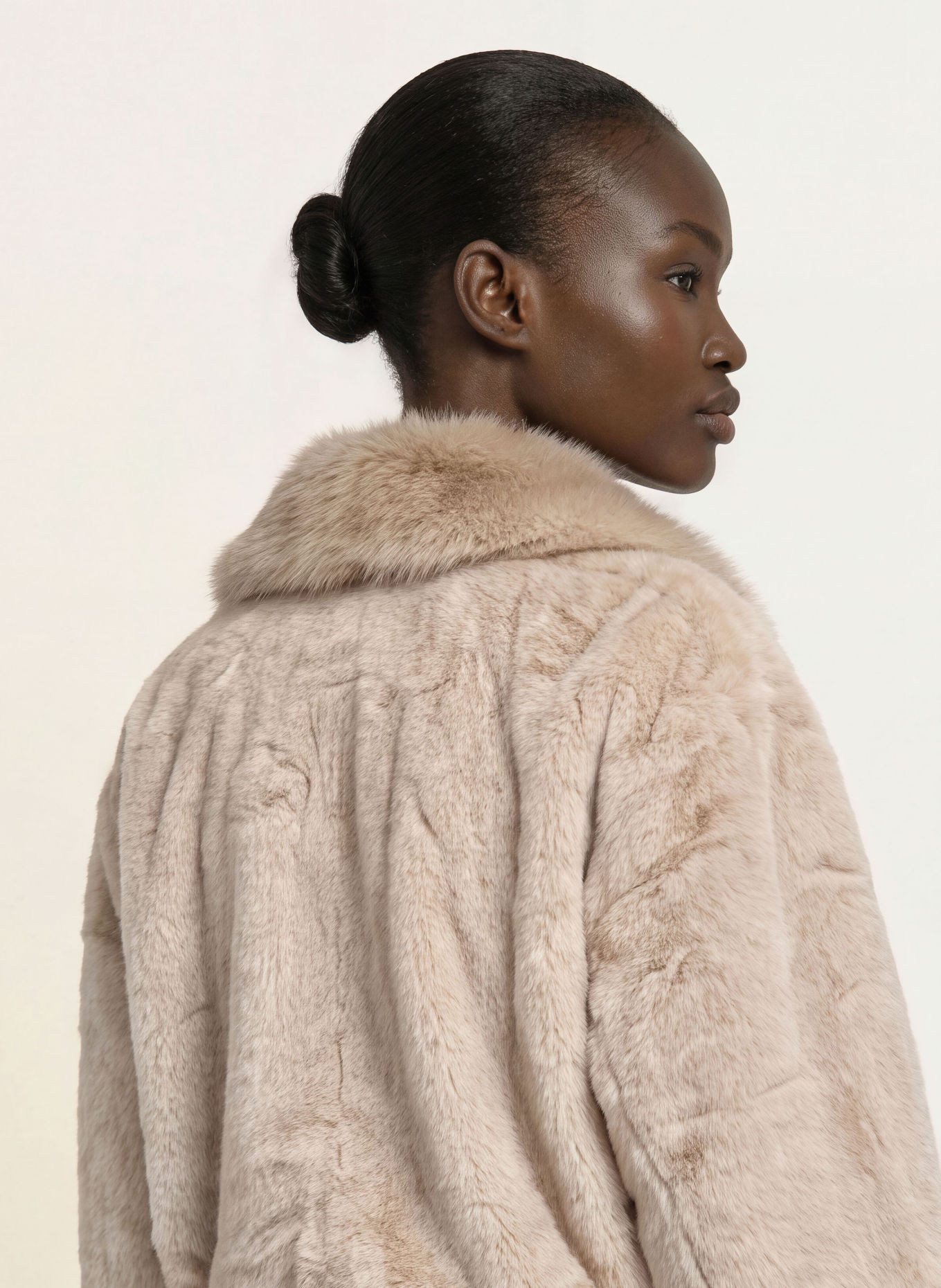 maje Kunstfell-Blouson: BEIGE