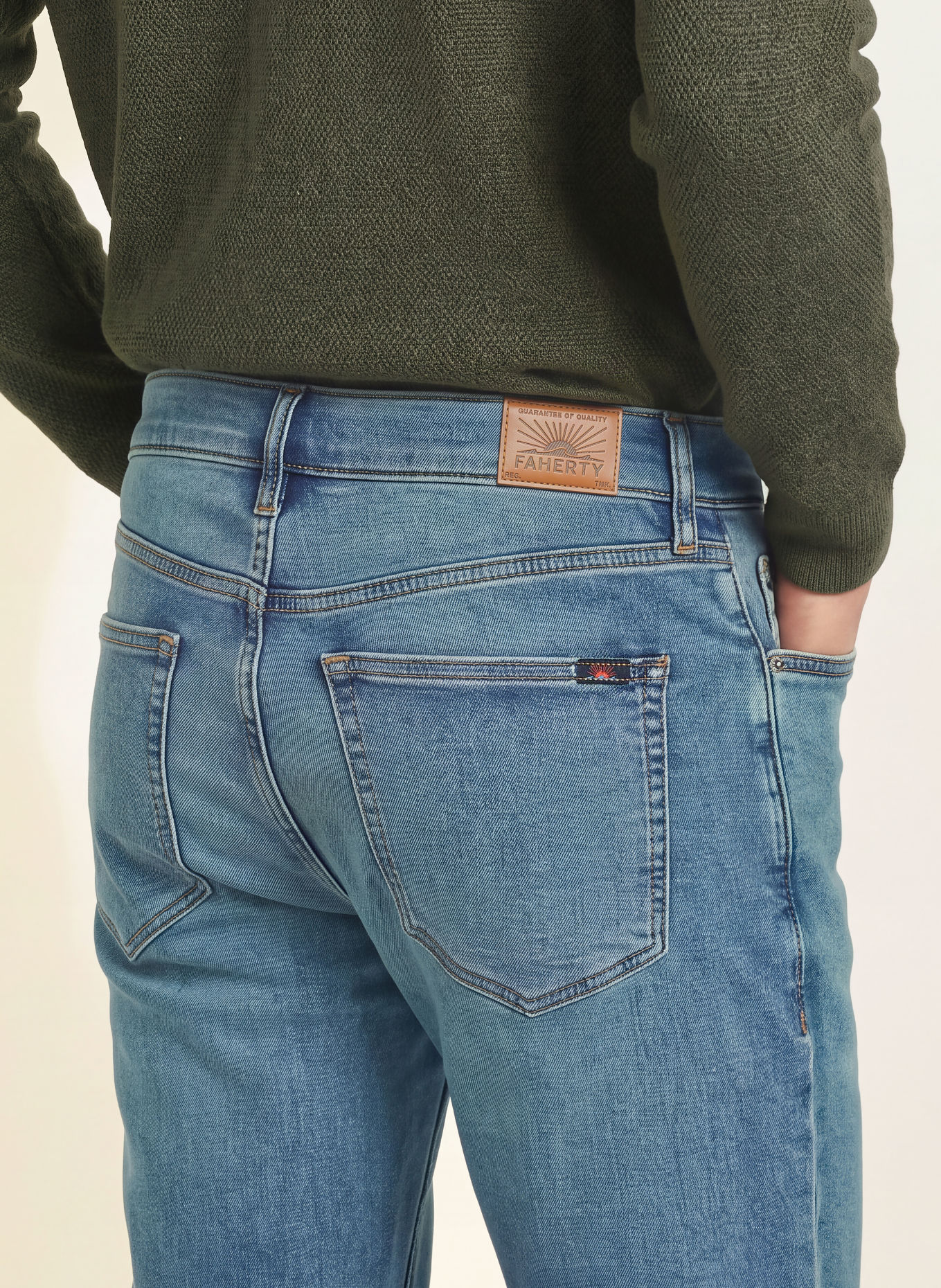 FAHERTY Tailored-Fit Jeans: IOC INDIGO OCEAN WASH