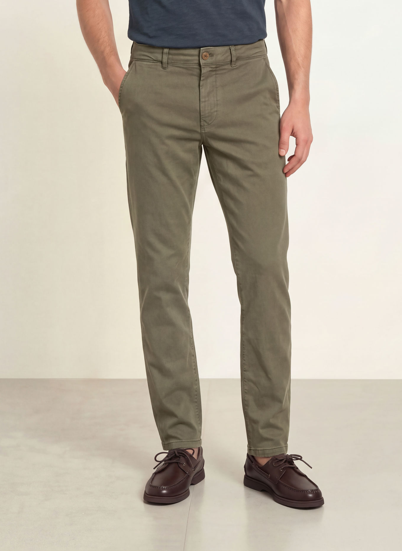 FAHERTY Chino COASTLINE Slim Fit: OLIV