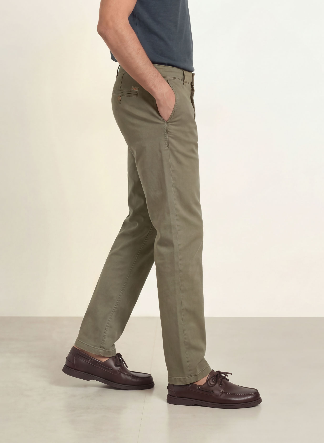 FAHERTY Chino COASTLINE Slim Fit: OLIV