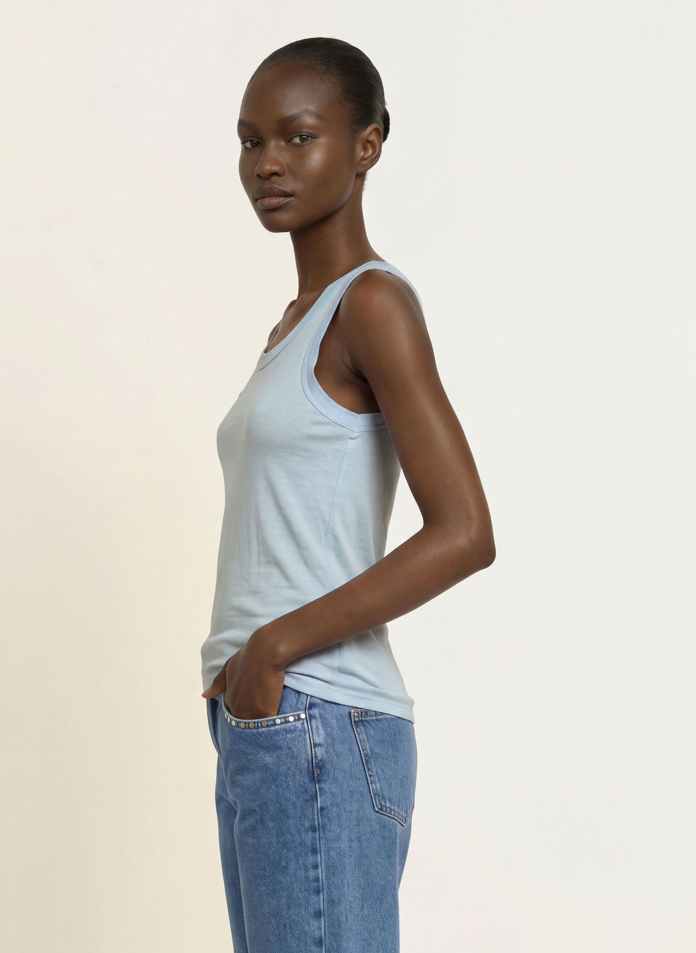 OH APRIL Top JUNIE: HELLBLAU