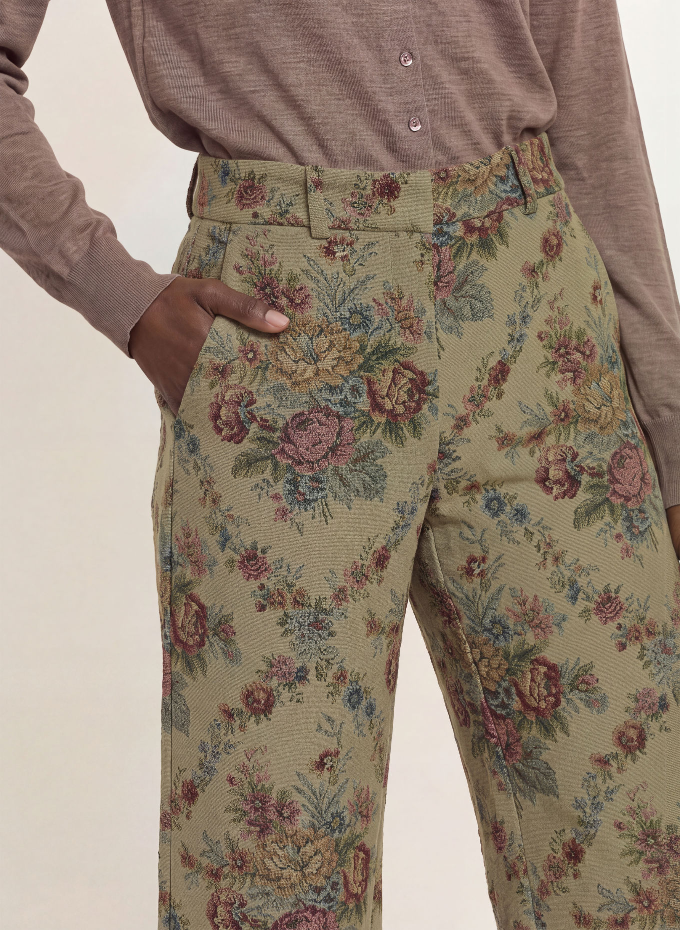 ba&sh Marlenehose REMEA aus Jacquard: KHAKI / DUNKELROT / OLIV