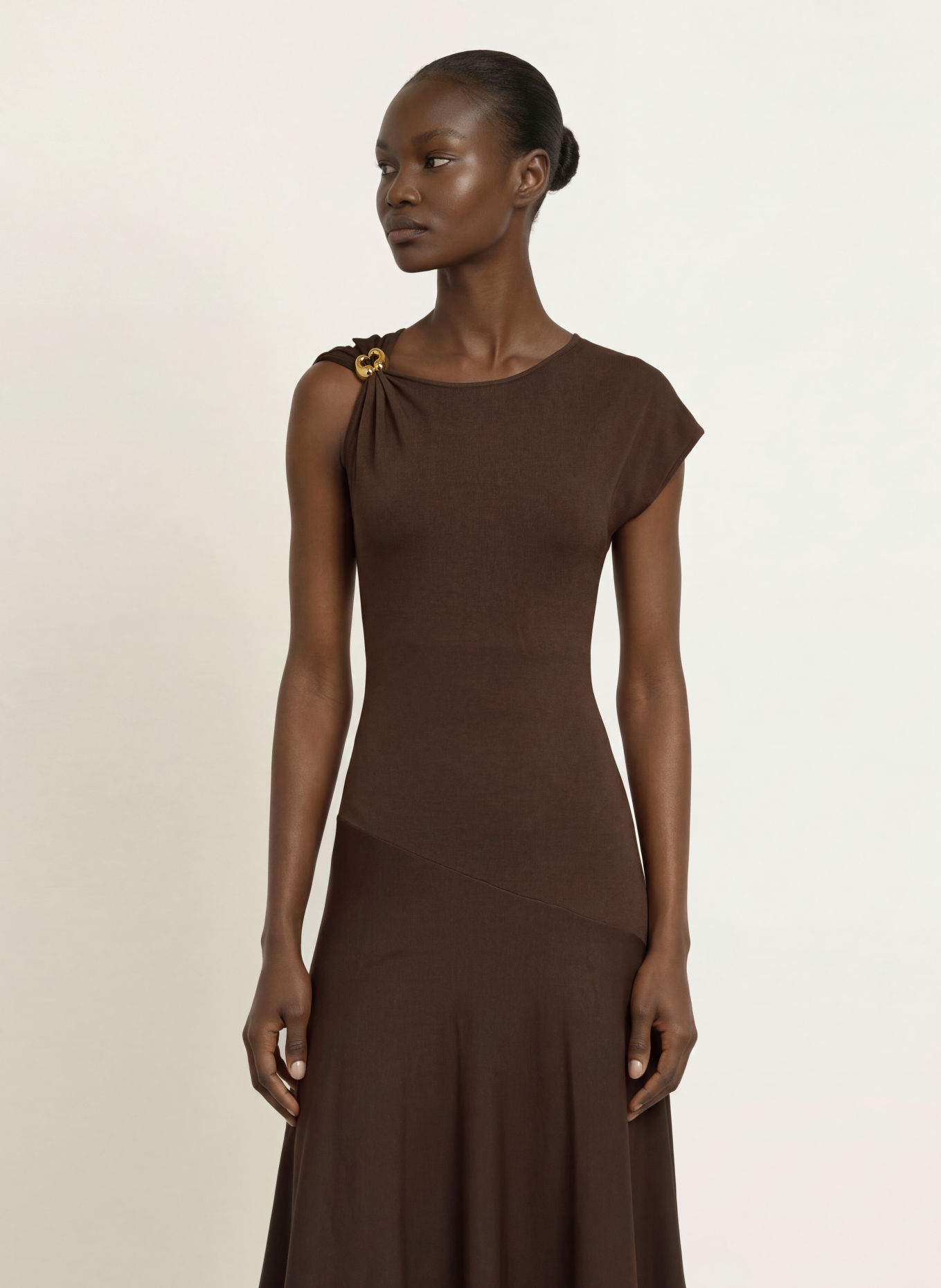 maje Strickkleid: DUNKELBRAUN