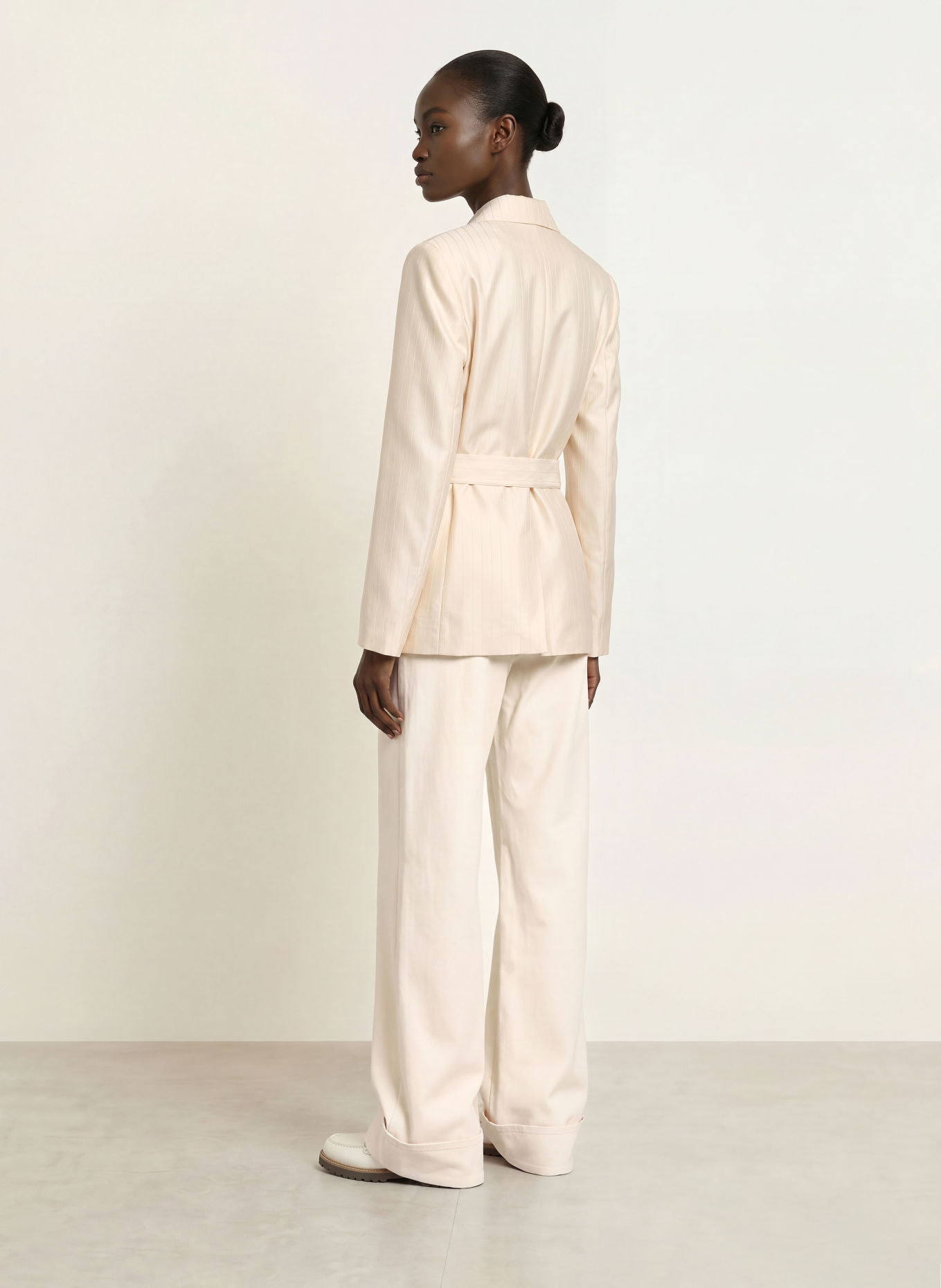 CLAUDIE PIERLOT Satinblazer: ECRU