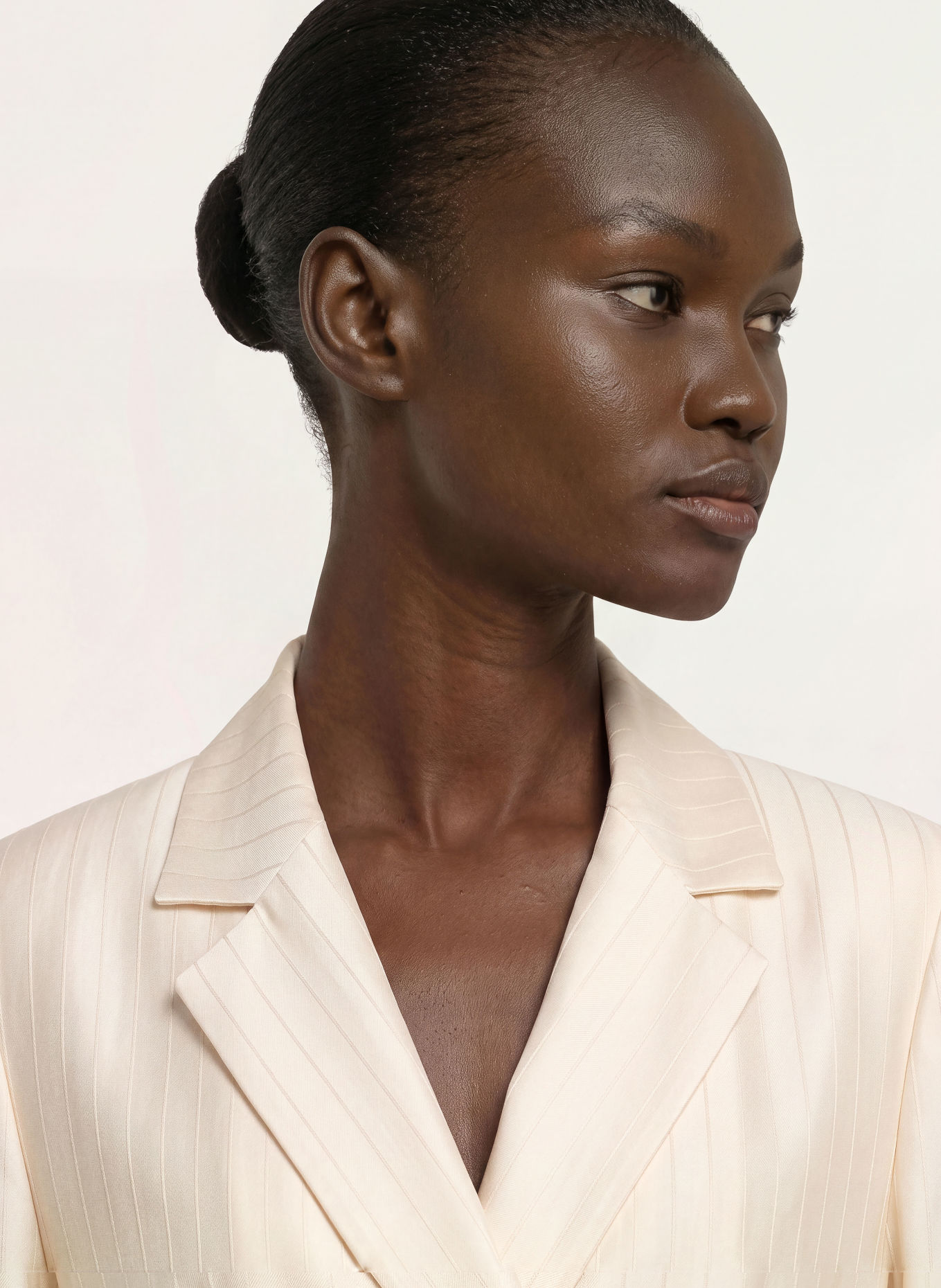 CLAUDIE PIERLOT Satinblazer: ECRU
