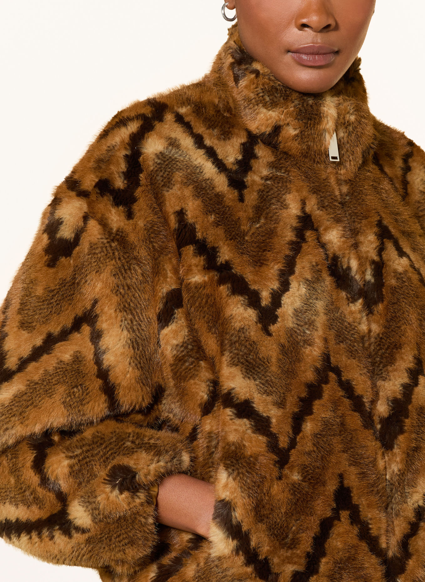 ba&sh Kunstfell-Jacke SERGE: COGNAC / HELLBRAUN / DUNKELBRAUN