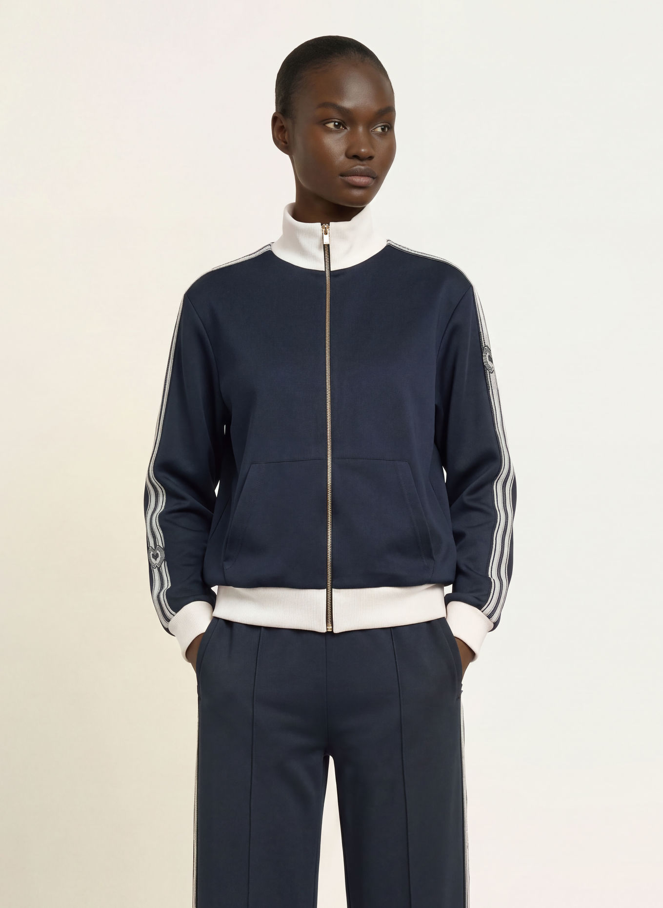 maje Sweatjacke mit Galonstreifen: DUNKELBLAU / ECRU