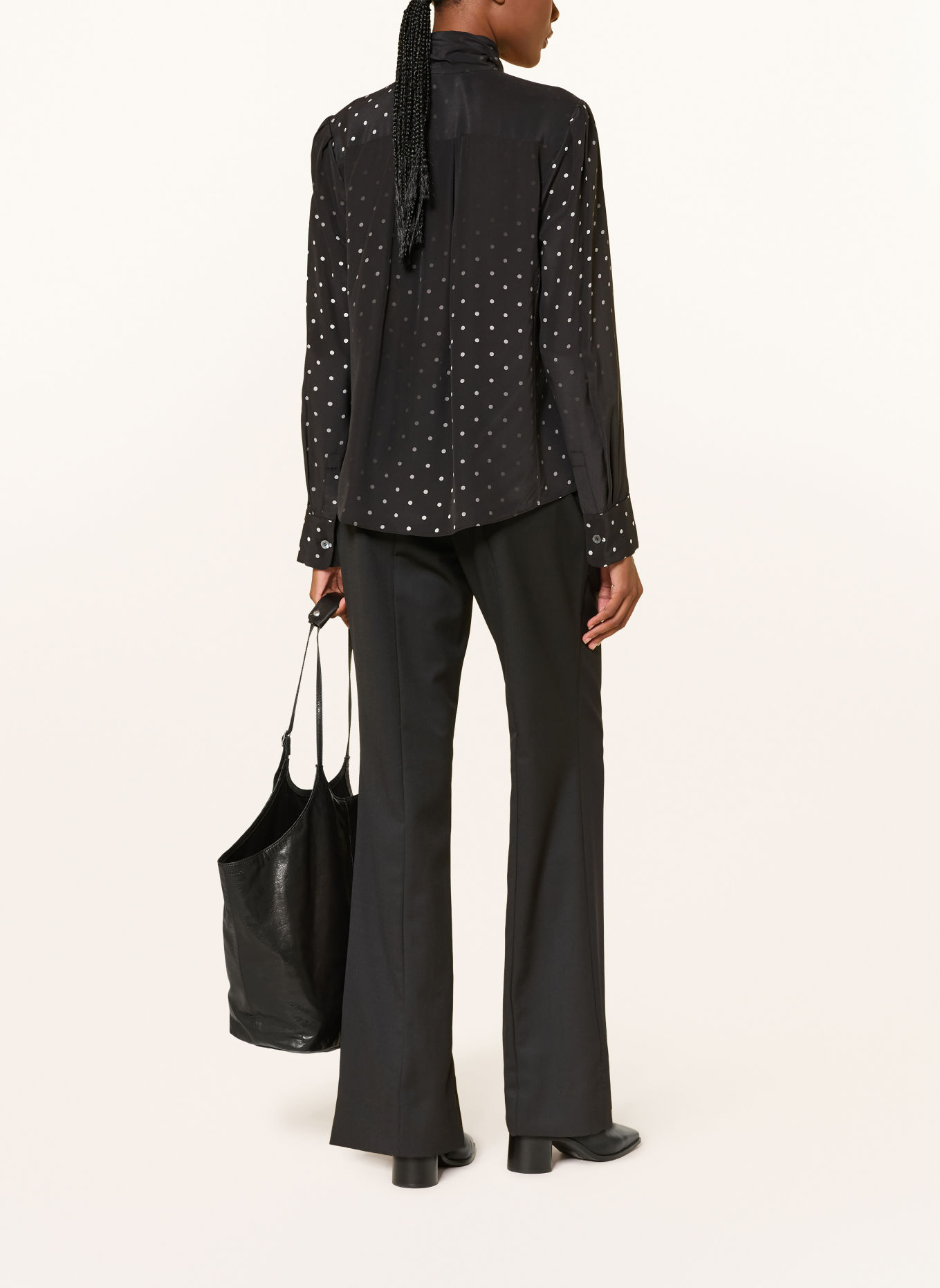 ALLSAINTS Zijden strikblouse: ZWART / GRIJS
