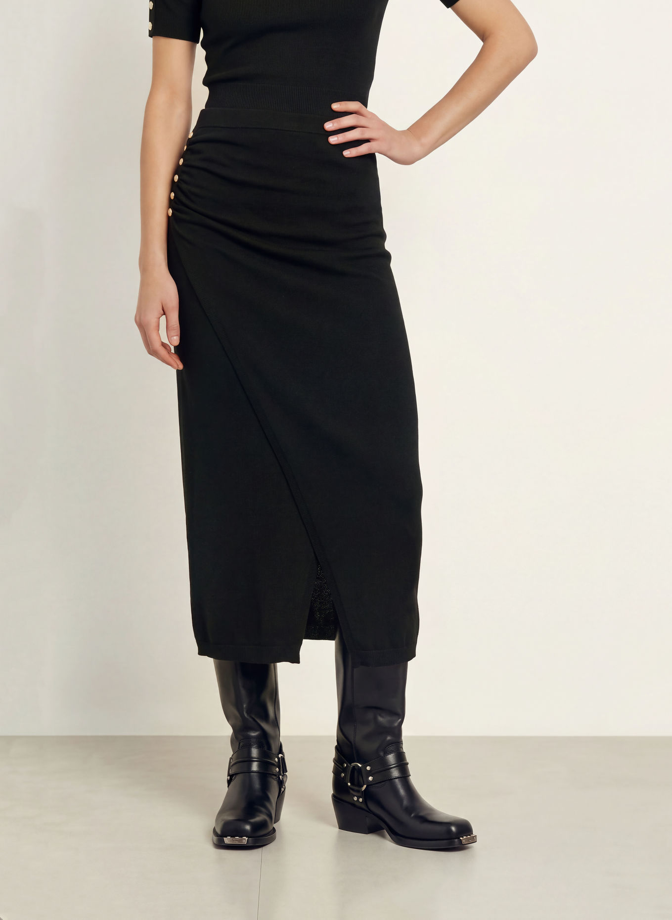 SANDRO Strickrock in Wickeloptik: SCHWARZ