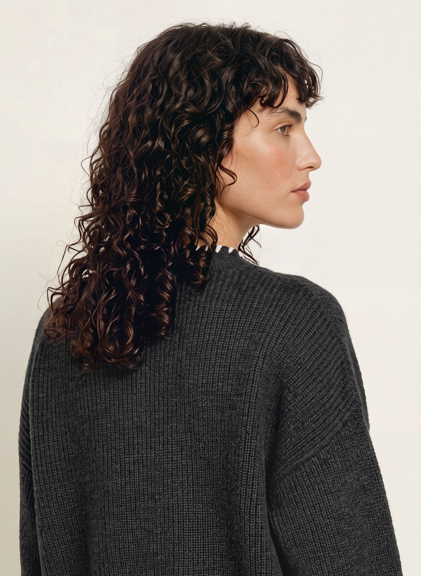 SANDRO Pullover: DUNKELGRAU / ECRU