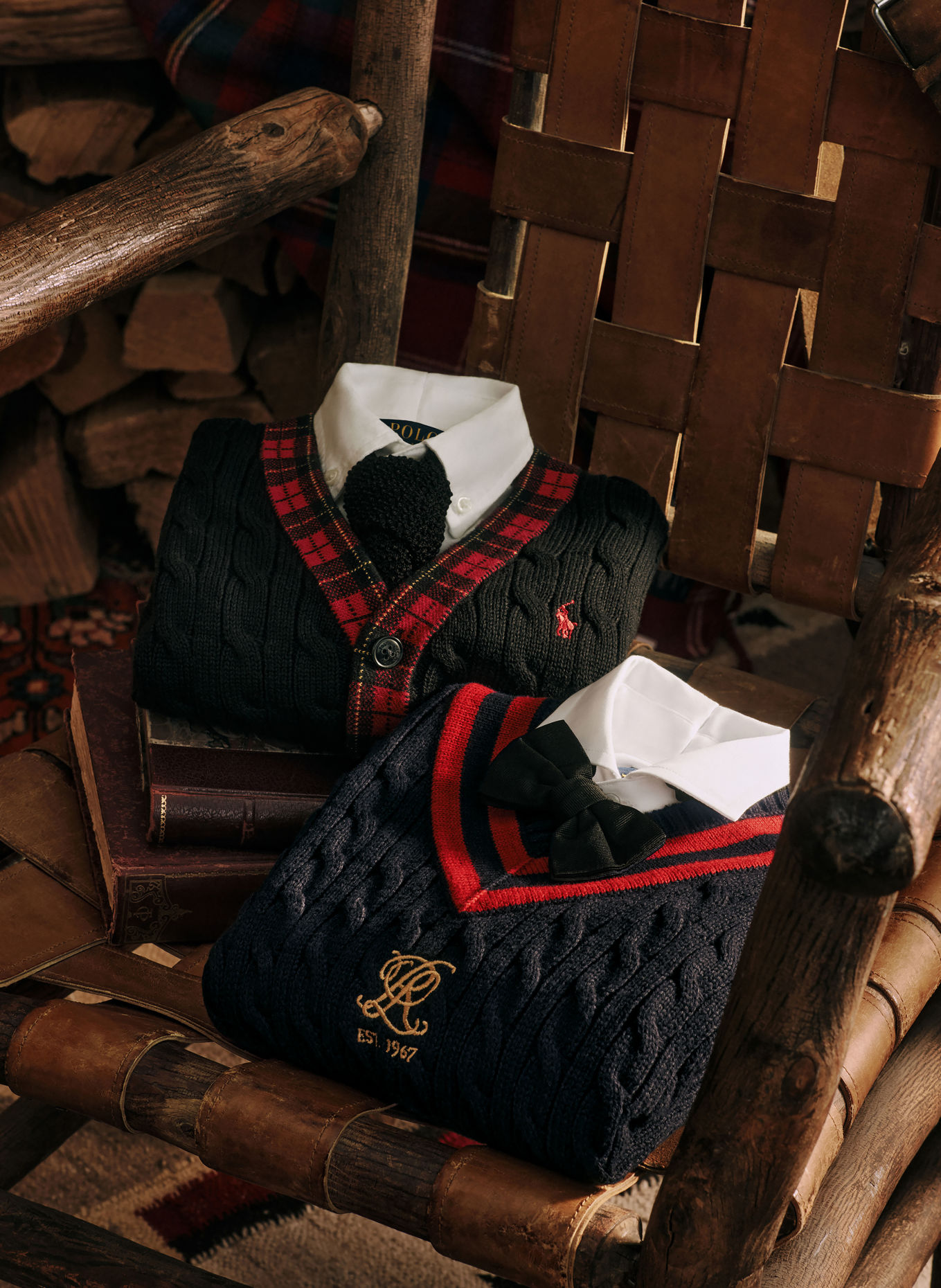 POLO RALPH LAUREN Pullunder Relaxed Fit: SCHWARZ / GOLD / DUNKELROT