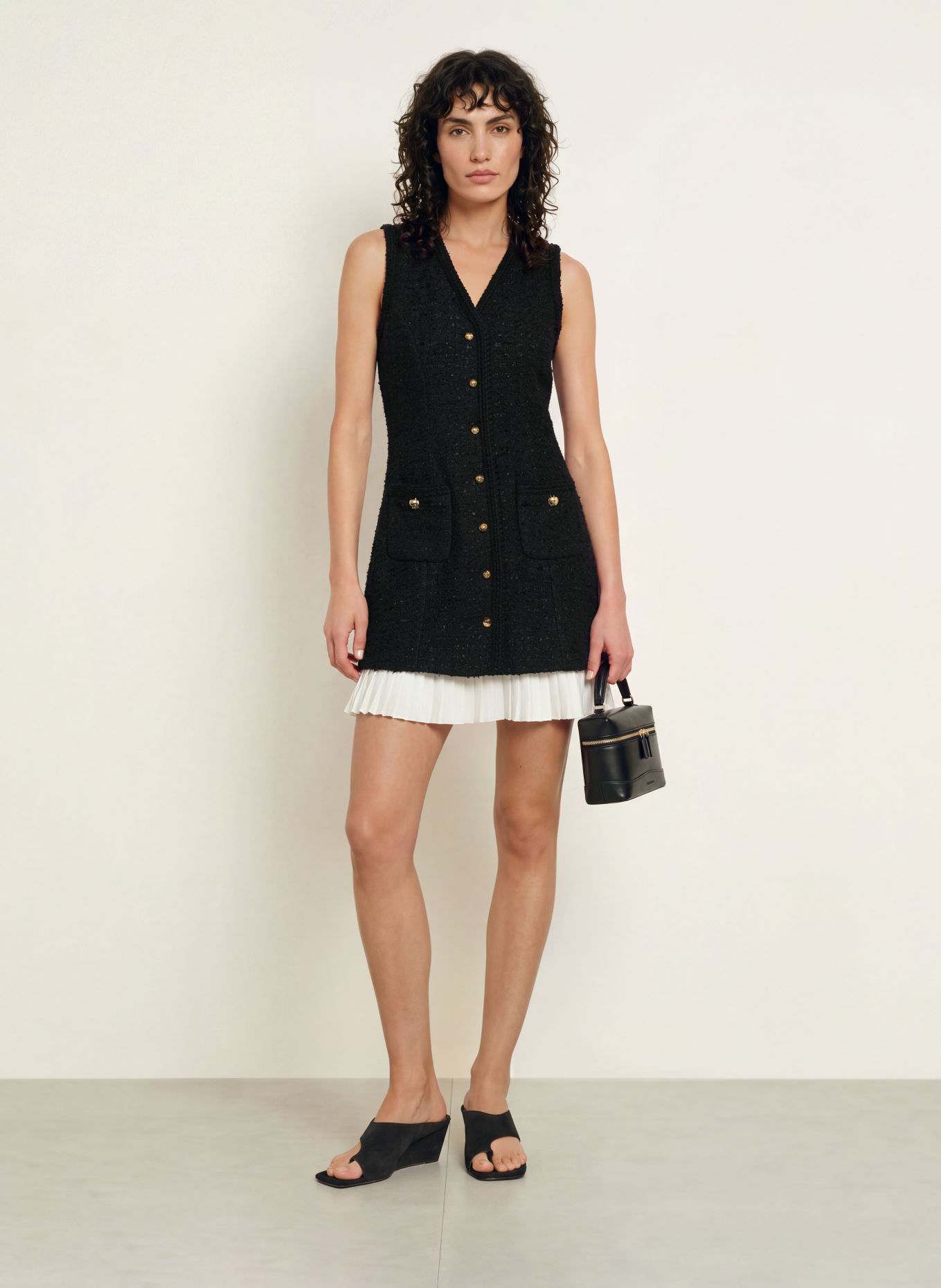 SANDRO Bouclé-Kleid im Materialmix: SCHWARZ / WEISS