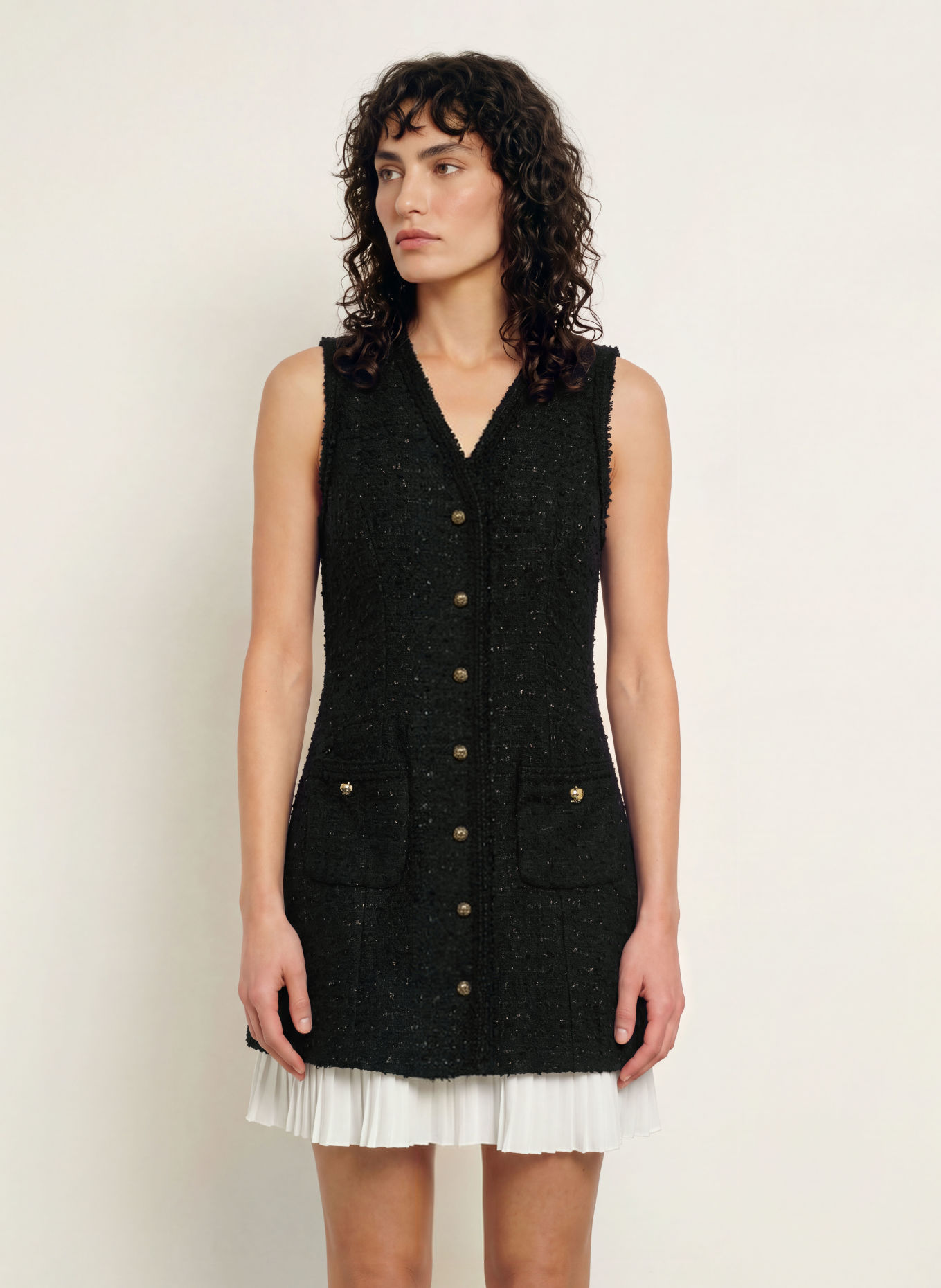SANDRO Bouclé-Kleid im Materialmix: SCHWARZ / WEISS
