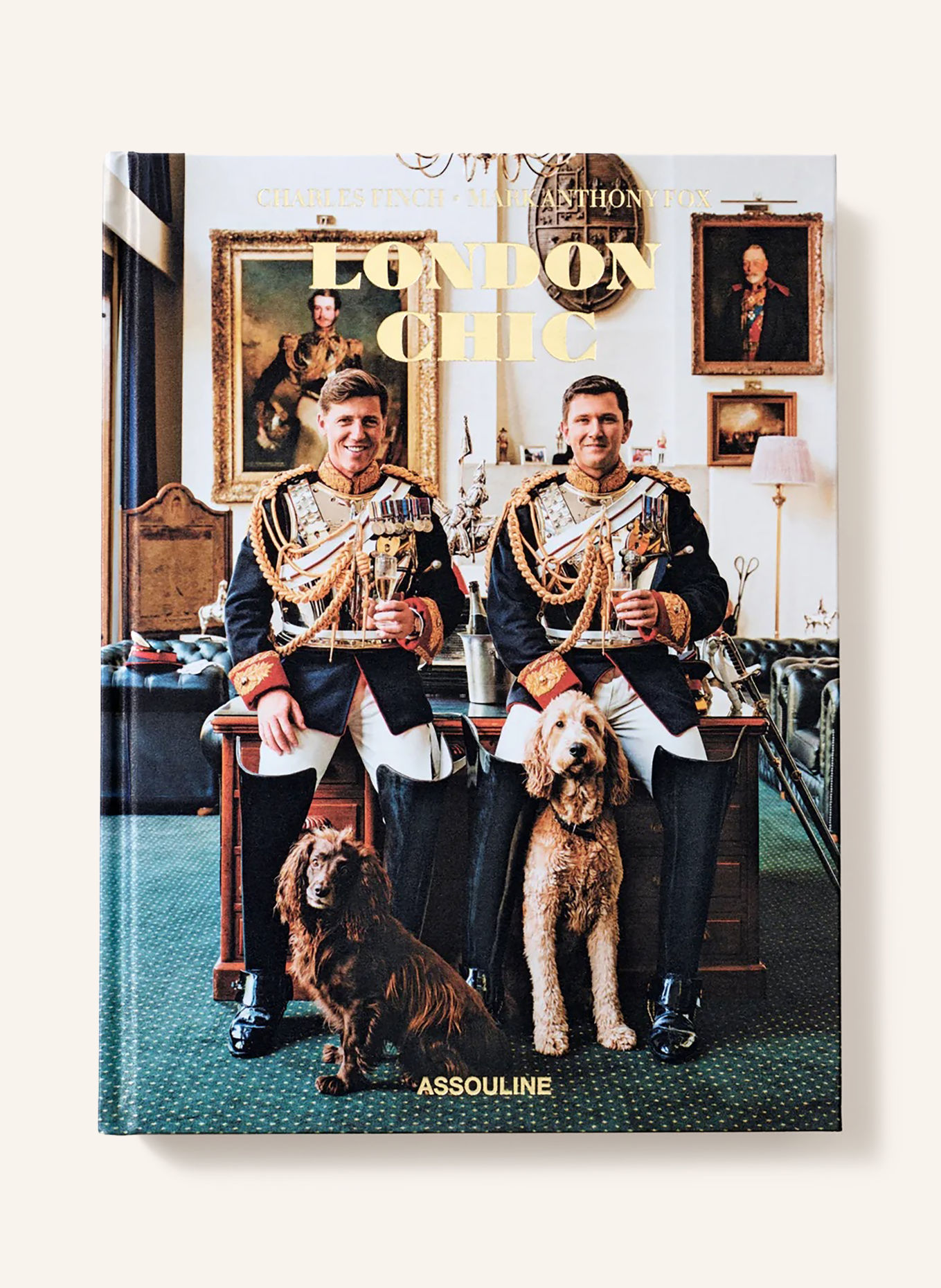 ASSOULINE Book: LONDON CHIC: WHITE / GOLD / BROWN
