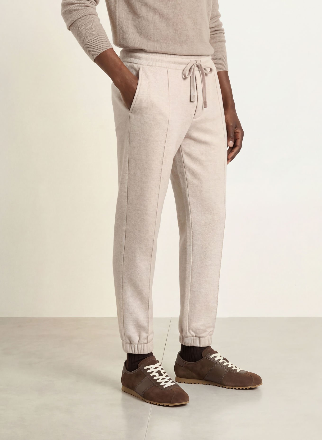 REISS Pantalon en molleton GRIS: BEIGE