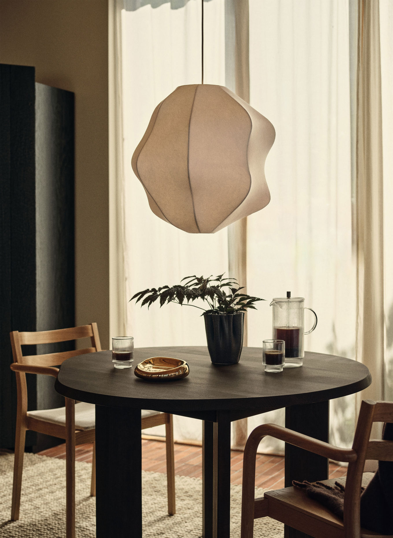 Ferm LIVING DEDALI Vase: DARK BROWN