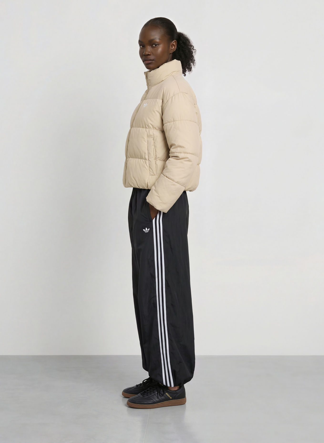 adidas Originals Gewatteerde jas KHATRO: BEIGE
