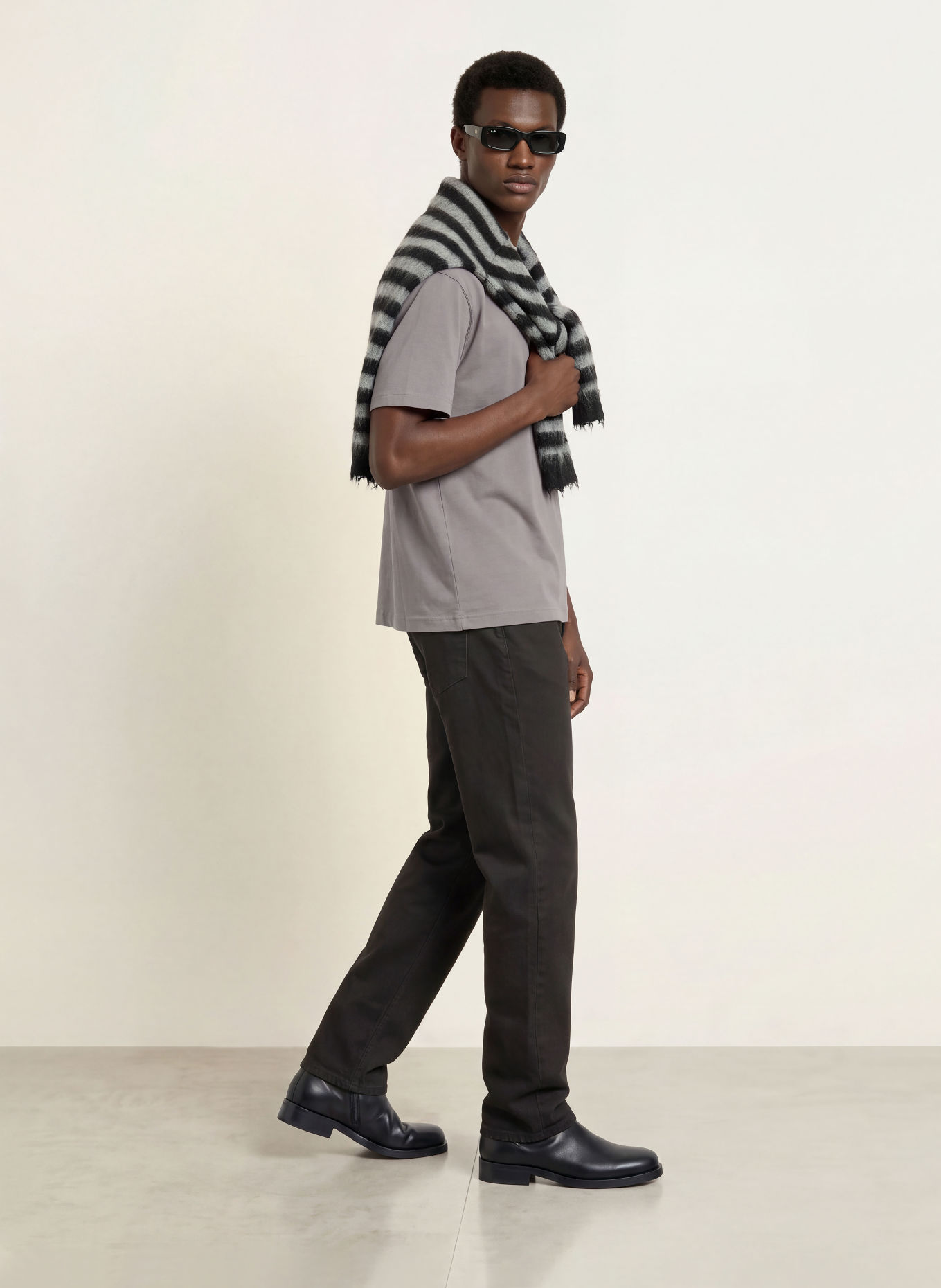 ALLSAINTS Jeans met regelmatige rechte pasvorm: 5 BLACK