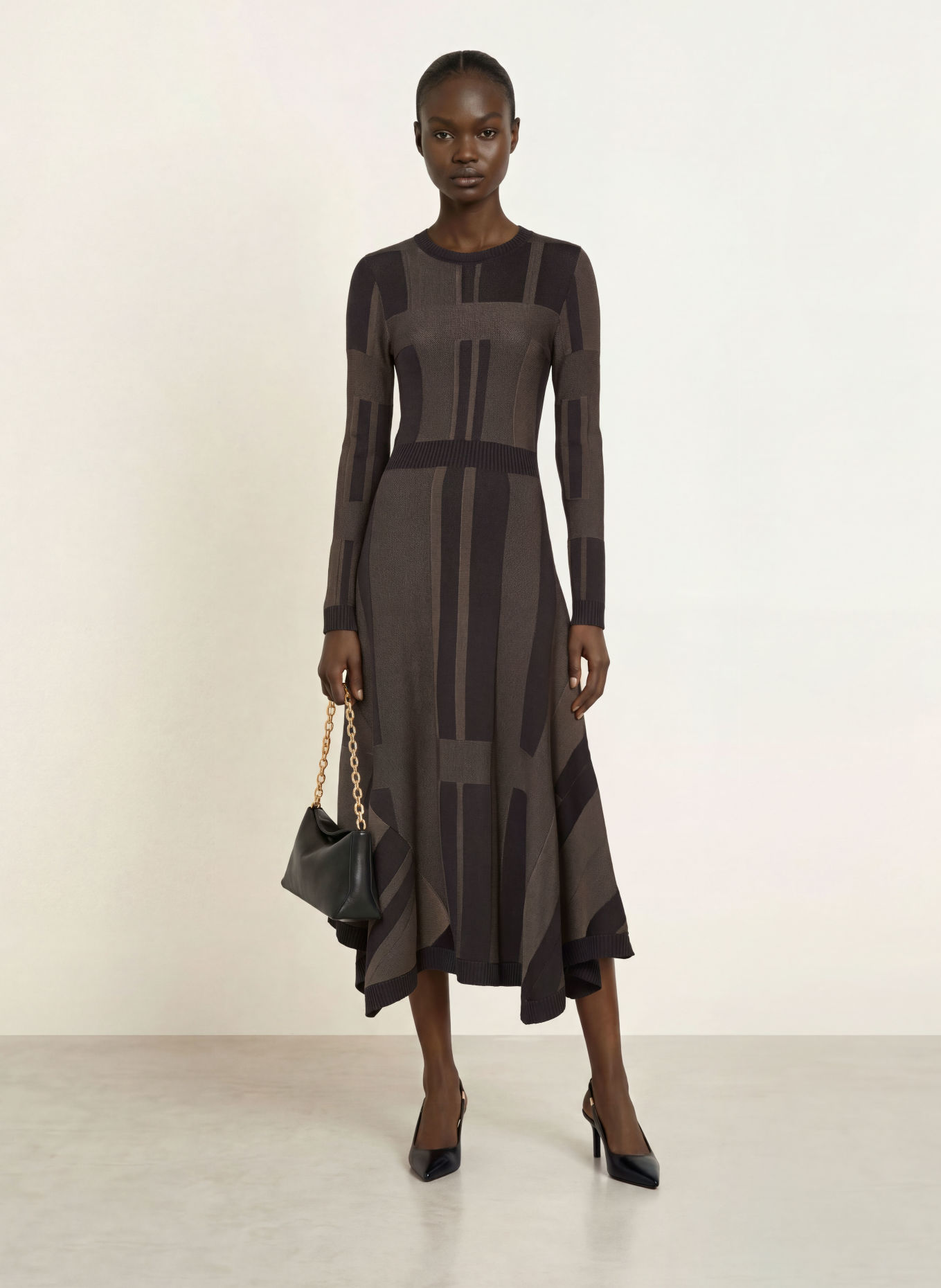 REISS Gebreide jurk FELICITY: TAUPE / ZWART
