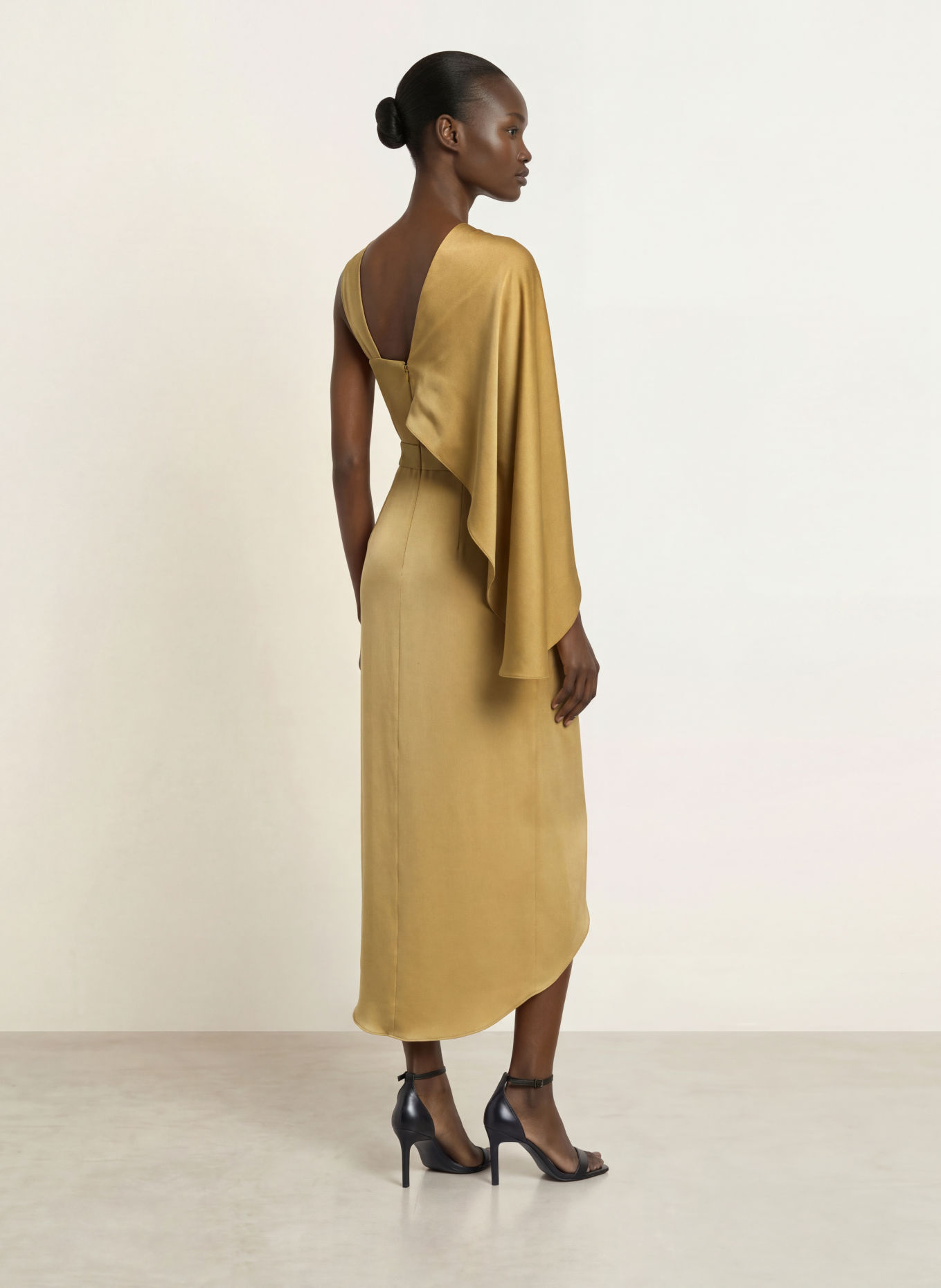 REISS Cocktailjurk CLODAGH van satijn: GOUD