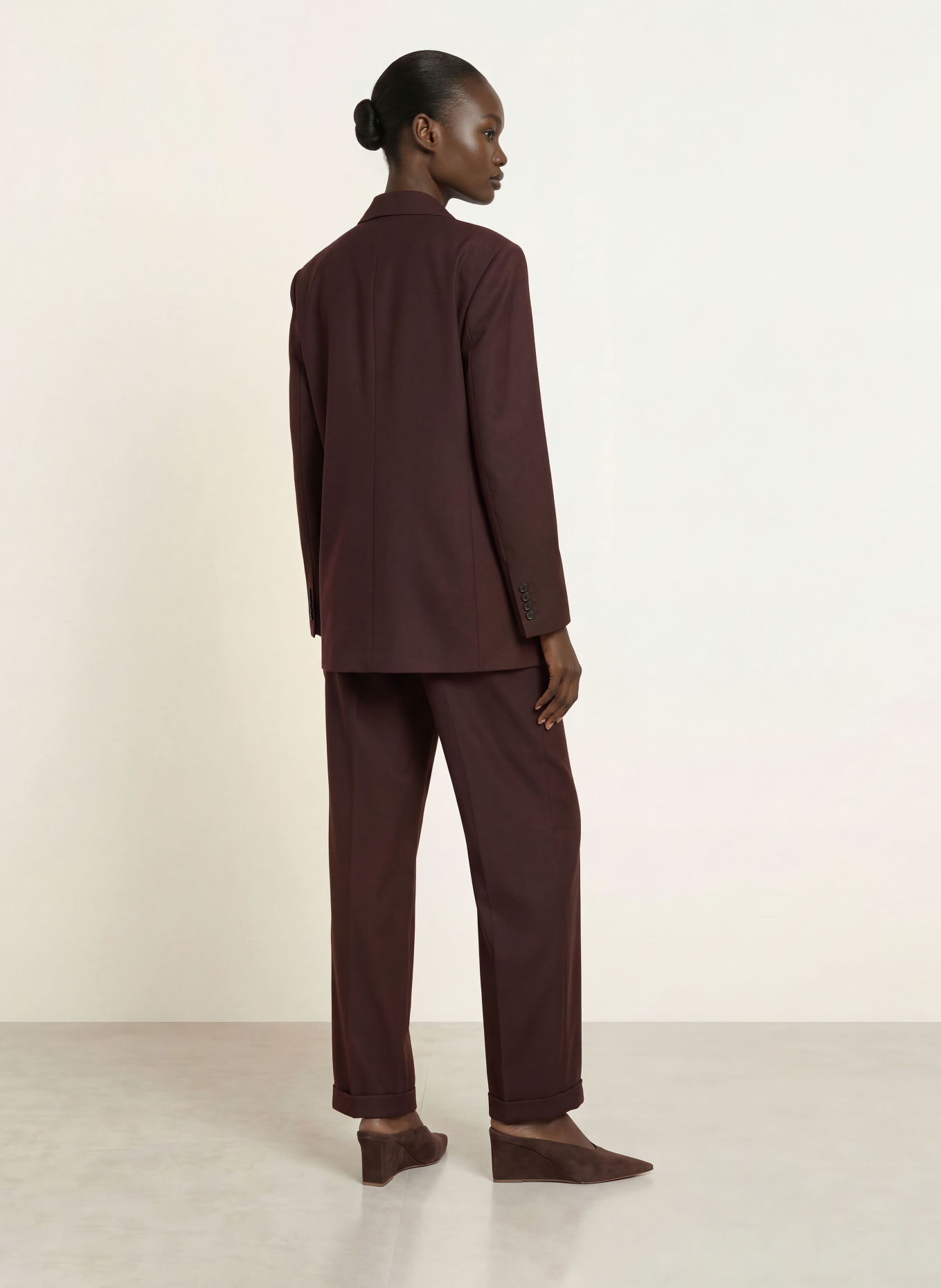 REISS Broek LEISEL: DONKERPAARS
