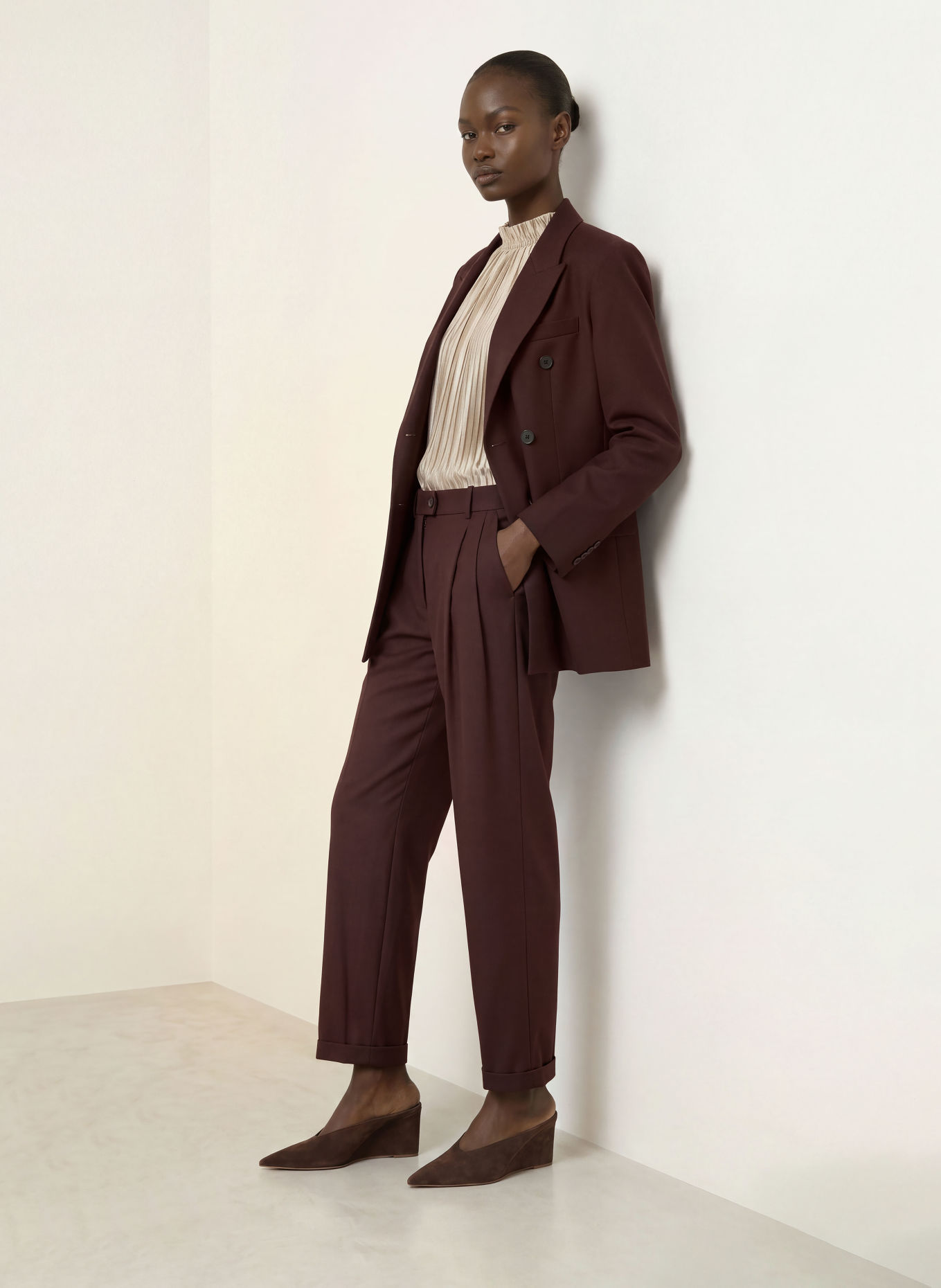 REISS Broek LEISEL: DONKERPAARS