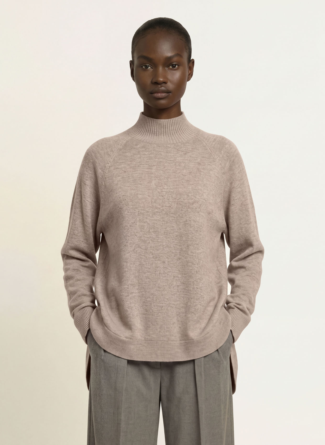 REISS Pull RIVER: BEIGE