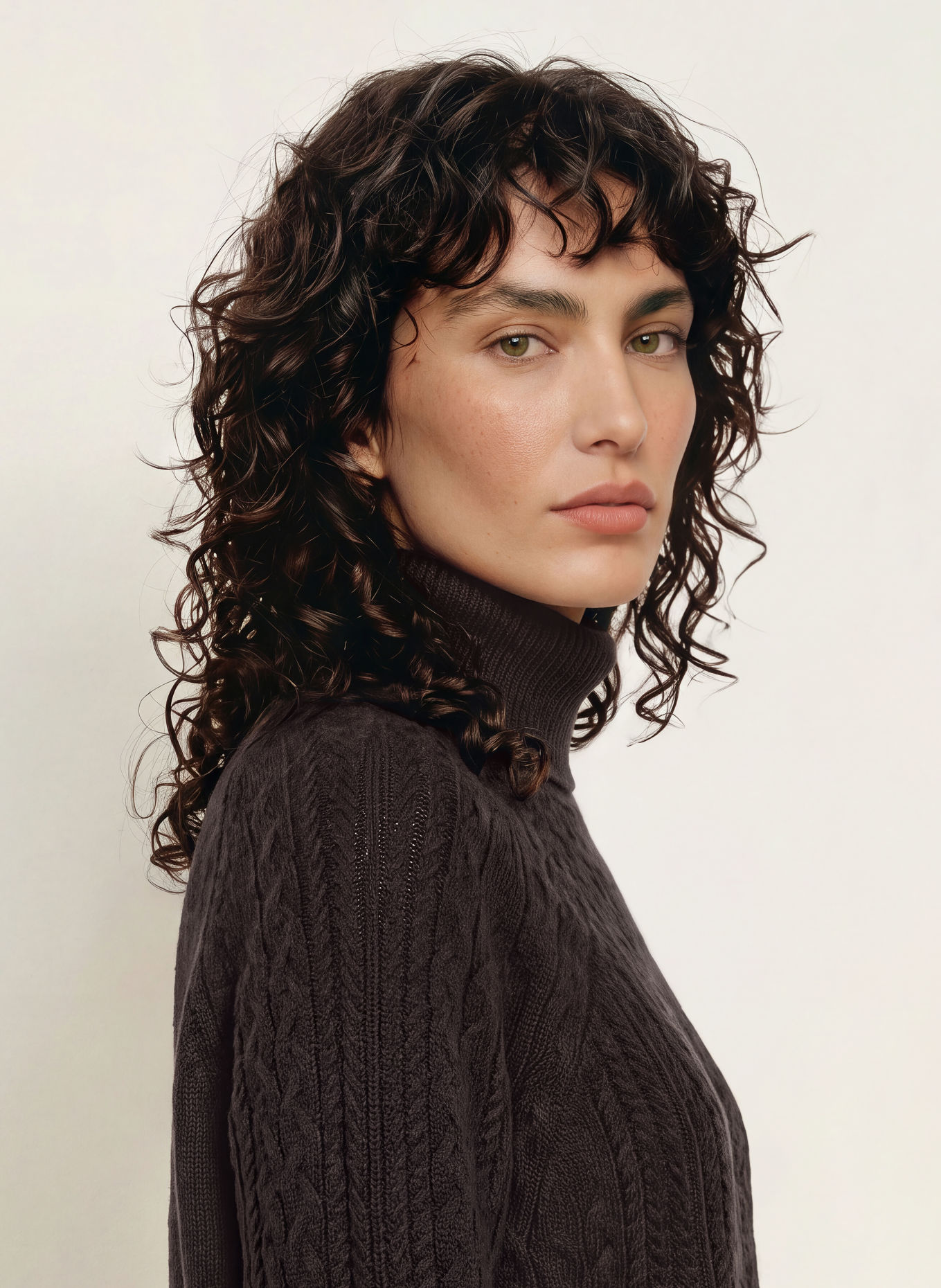 REISS Pull à col roulé BRIELLE: MARRON FONCÉ